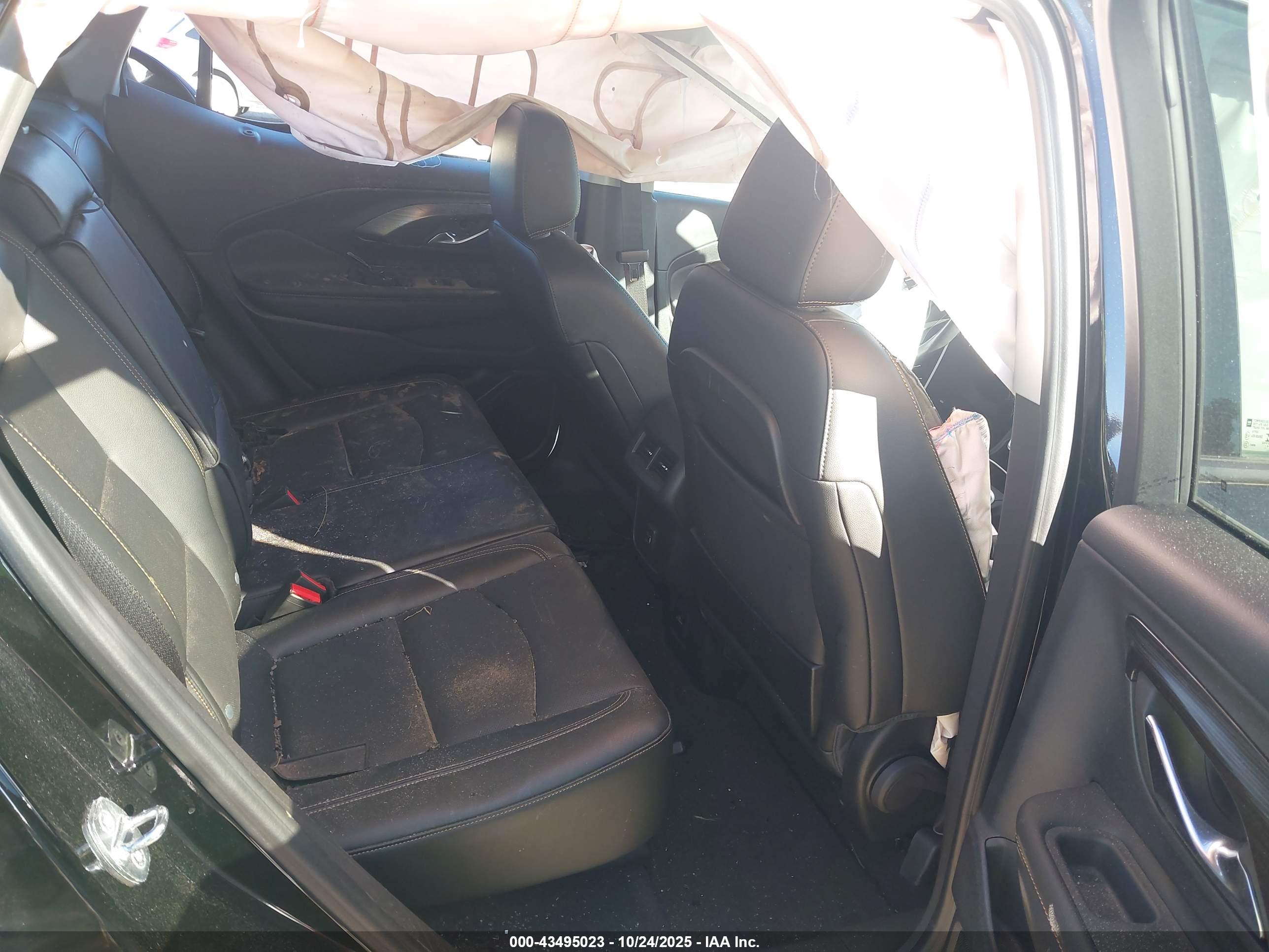 GMC TERRAIN image 8