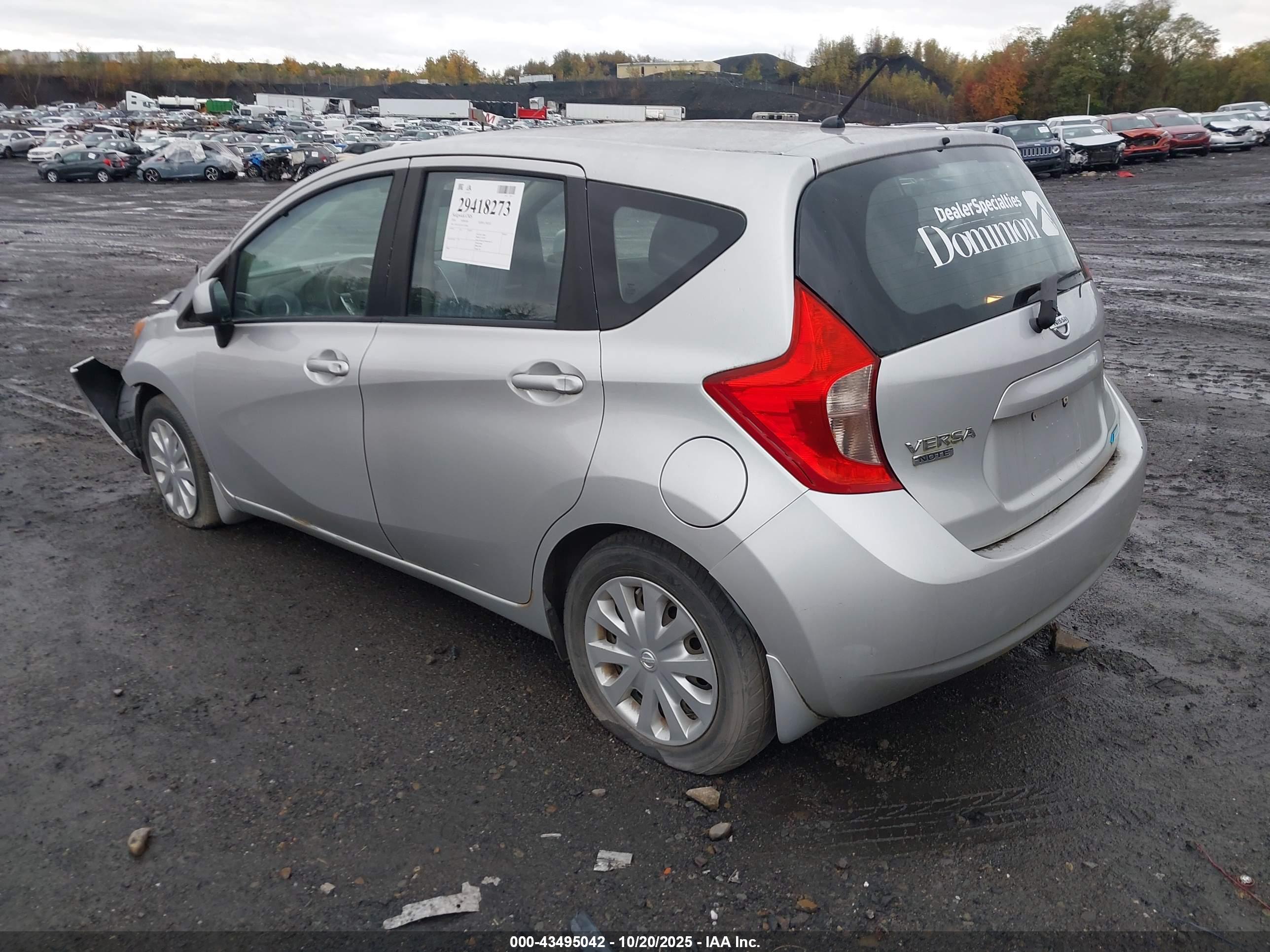 NISSAN VERSA image 3