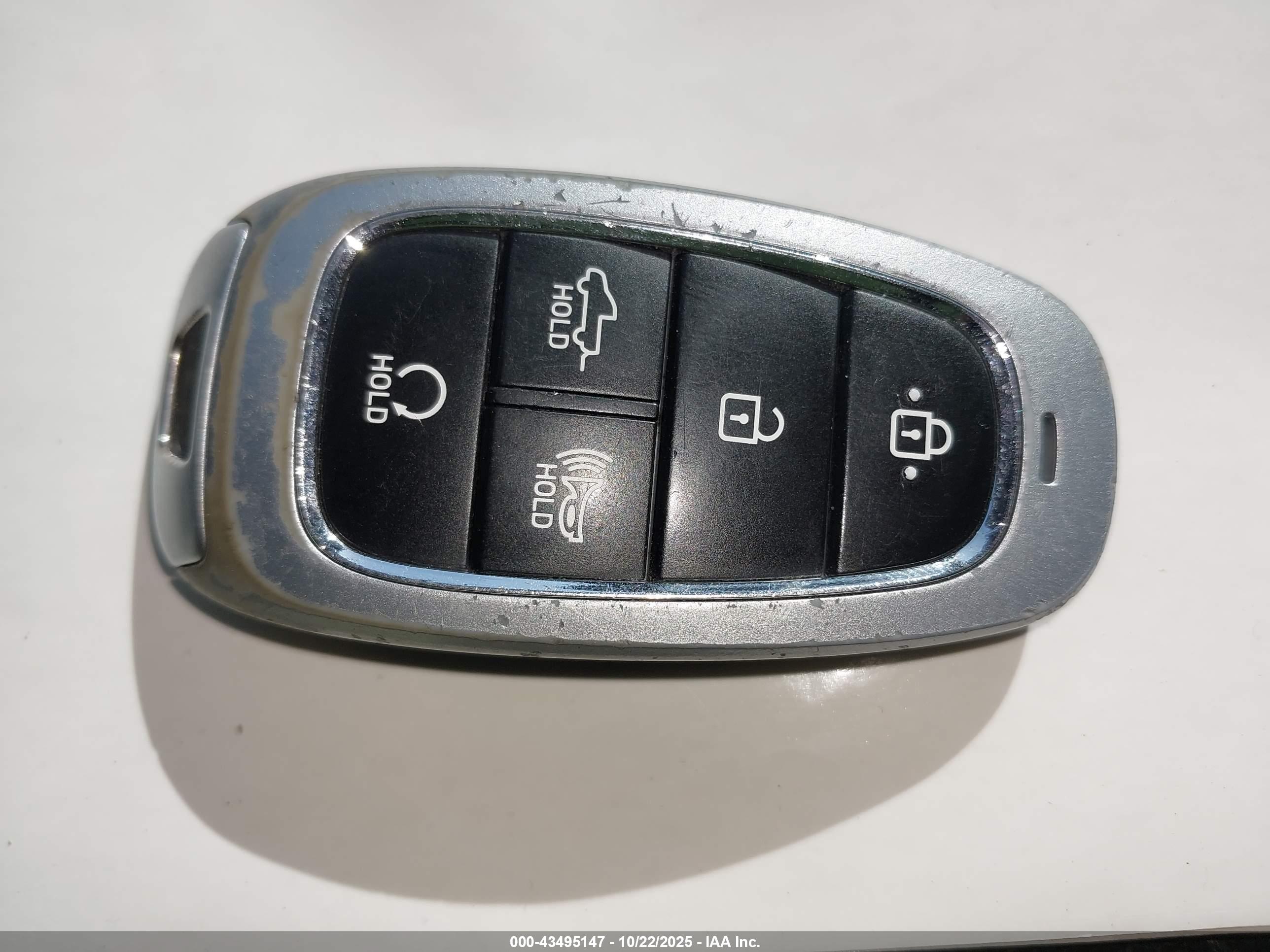 HYUNDAI SANTA image 11