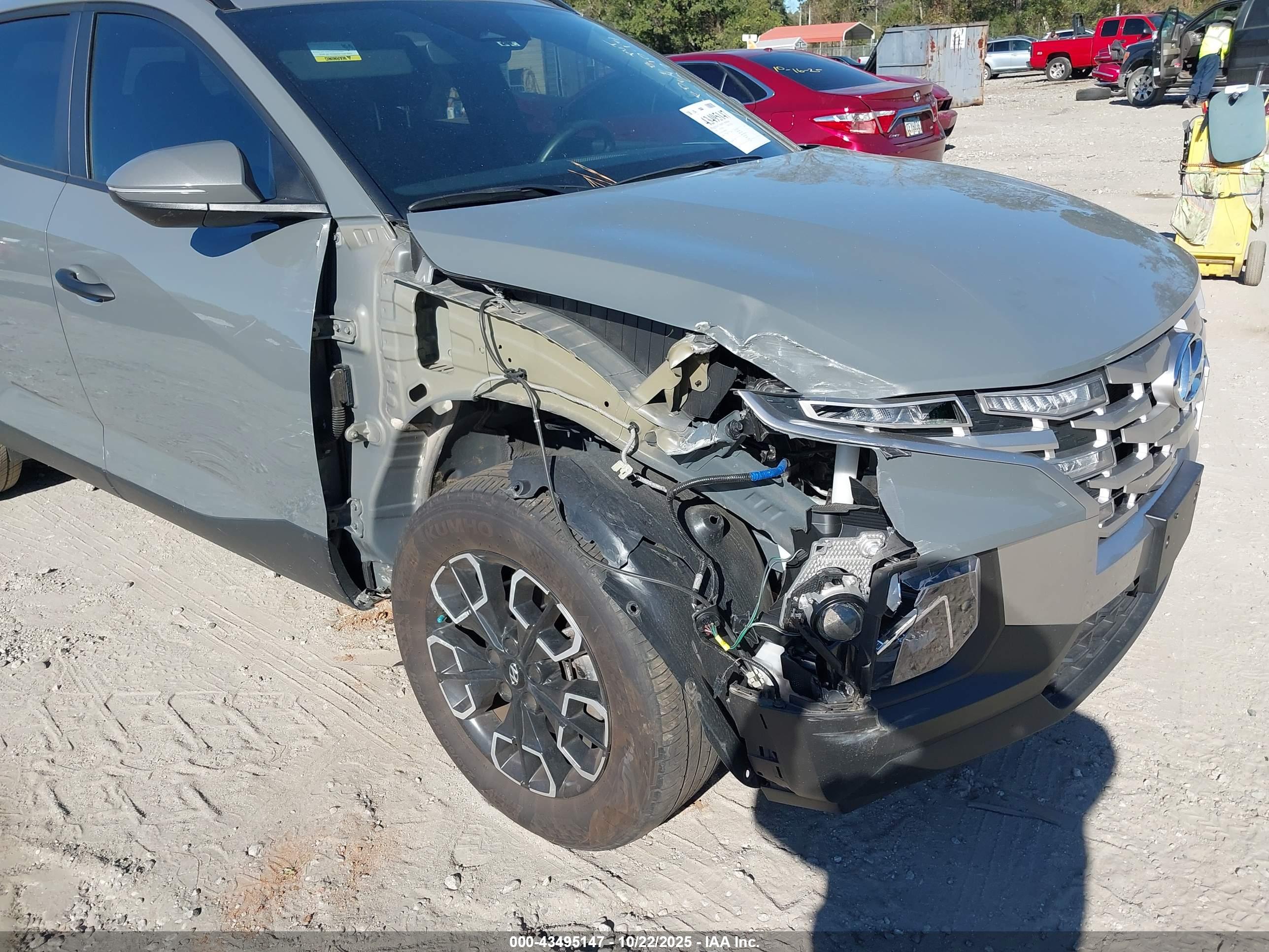 HYUNDAI SANTA image 6