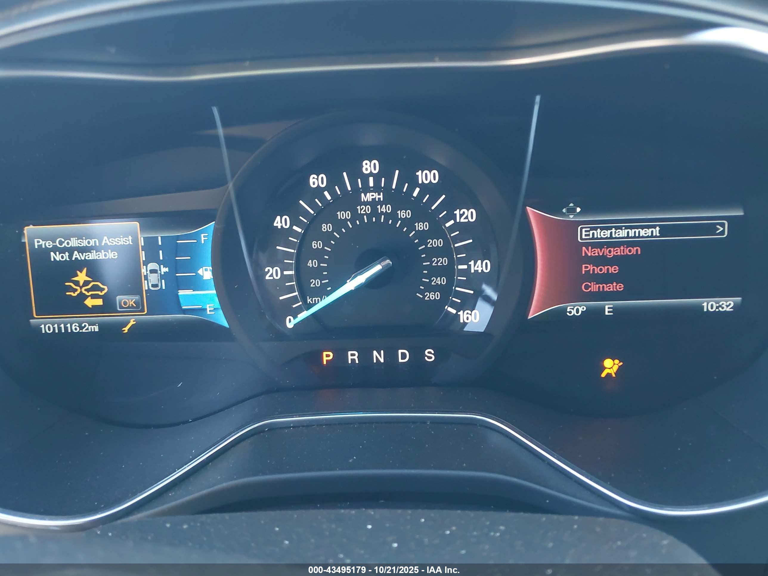FORD FUSION image 7