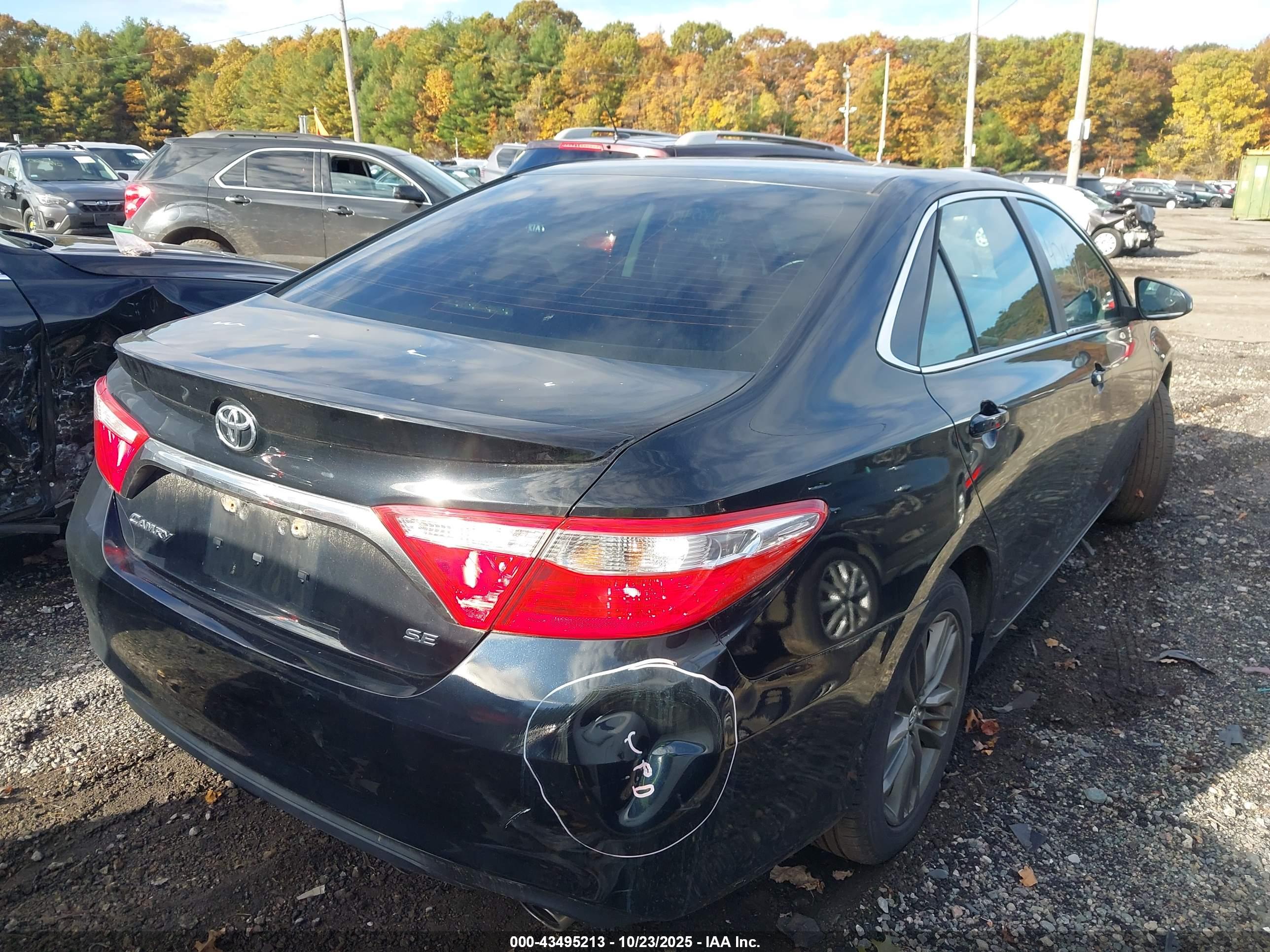 TOYOTA CAMRY image 4