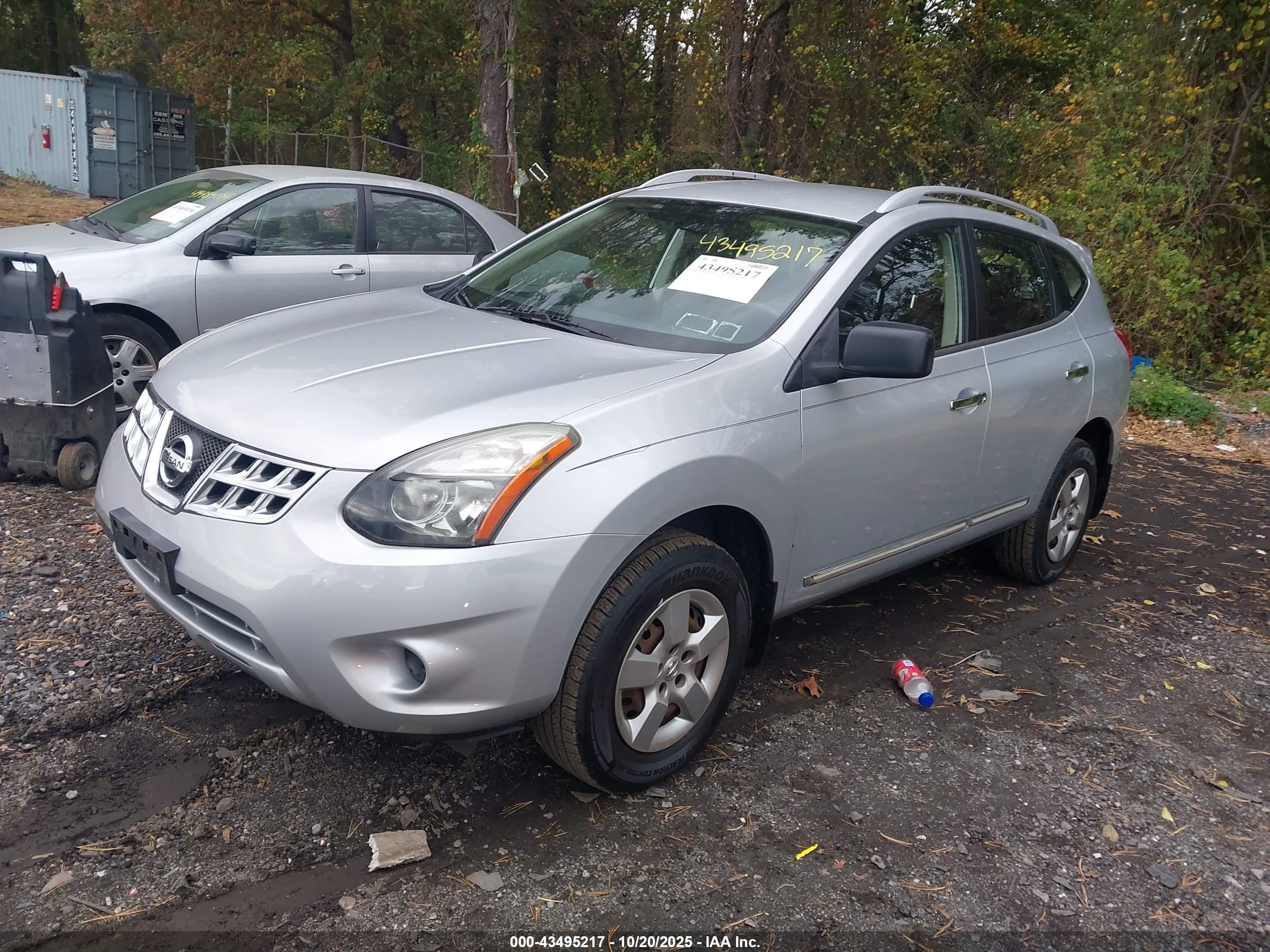 NISSAN ROGUE image 2