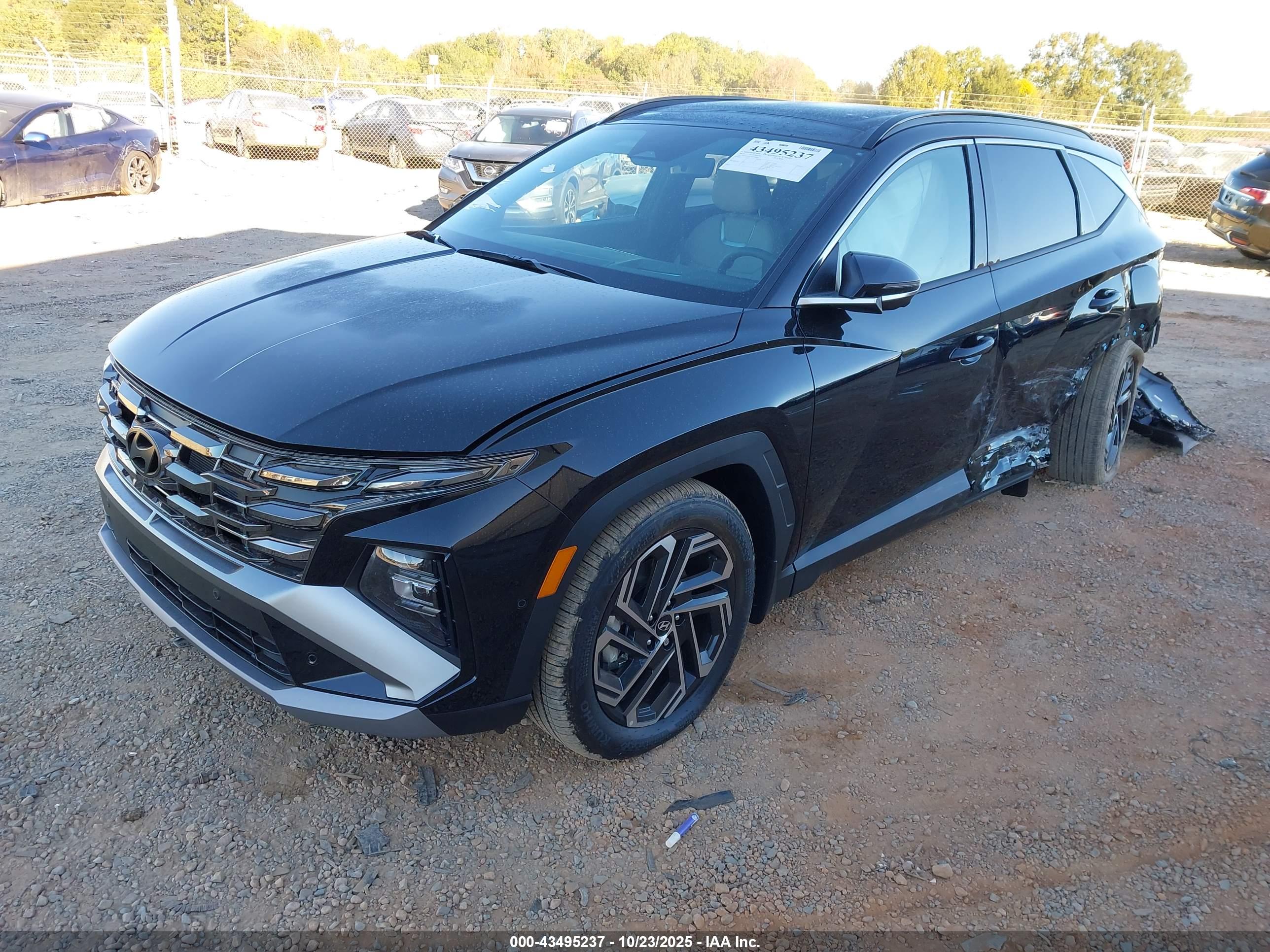 HYUNDAI TUCSON image 2