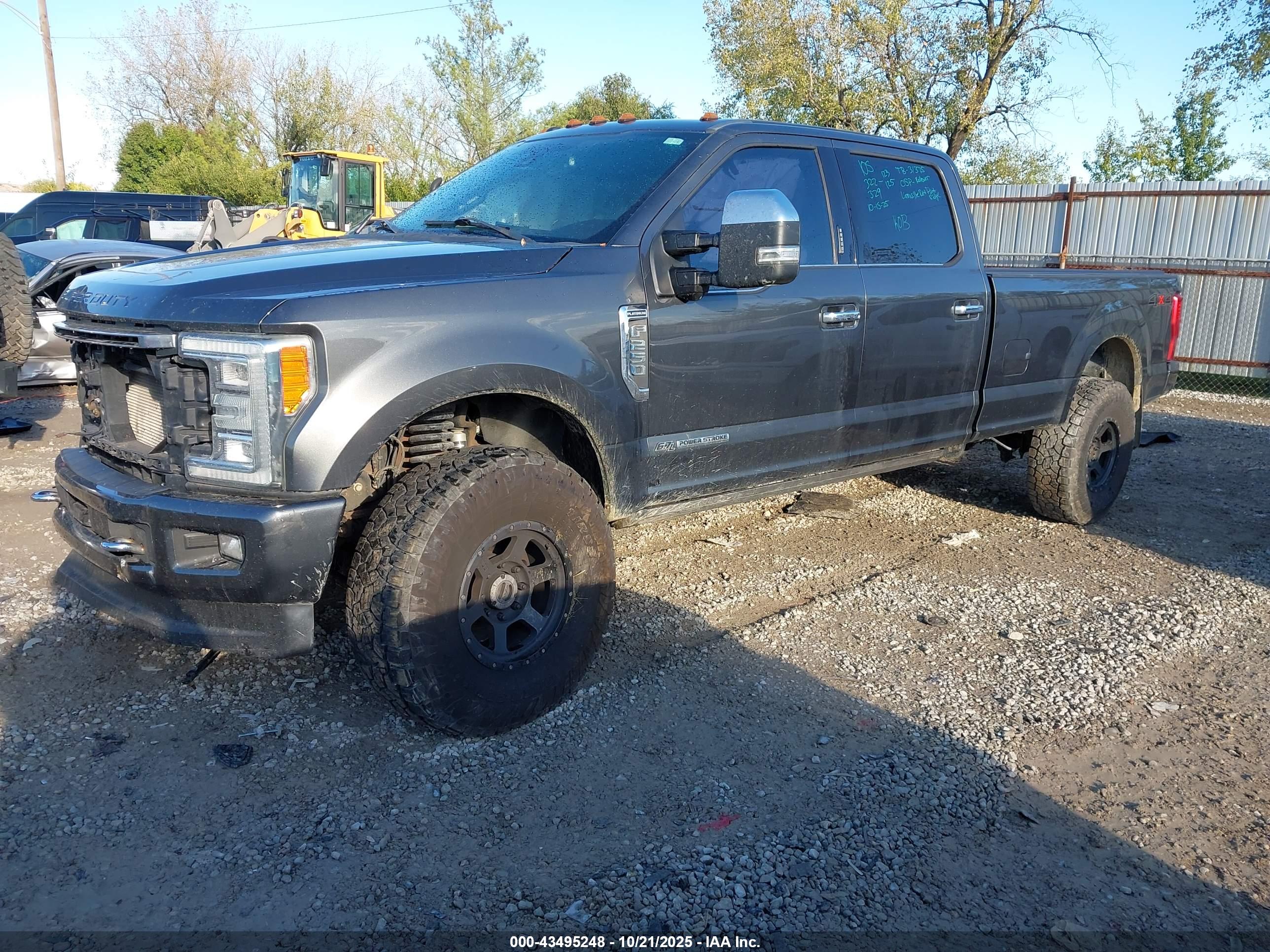 FORD F-250 image 2