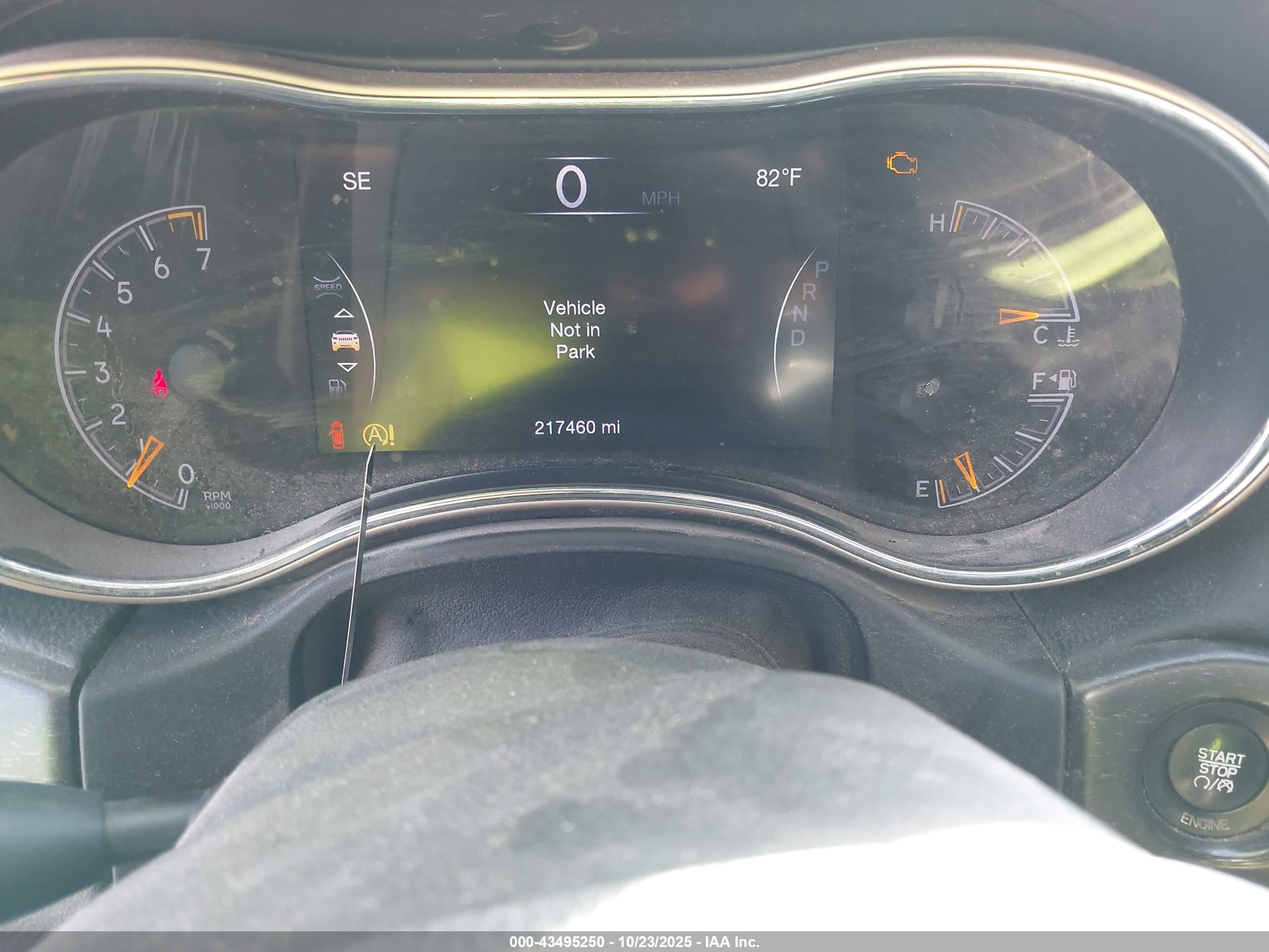JEEP GRAND image 7