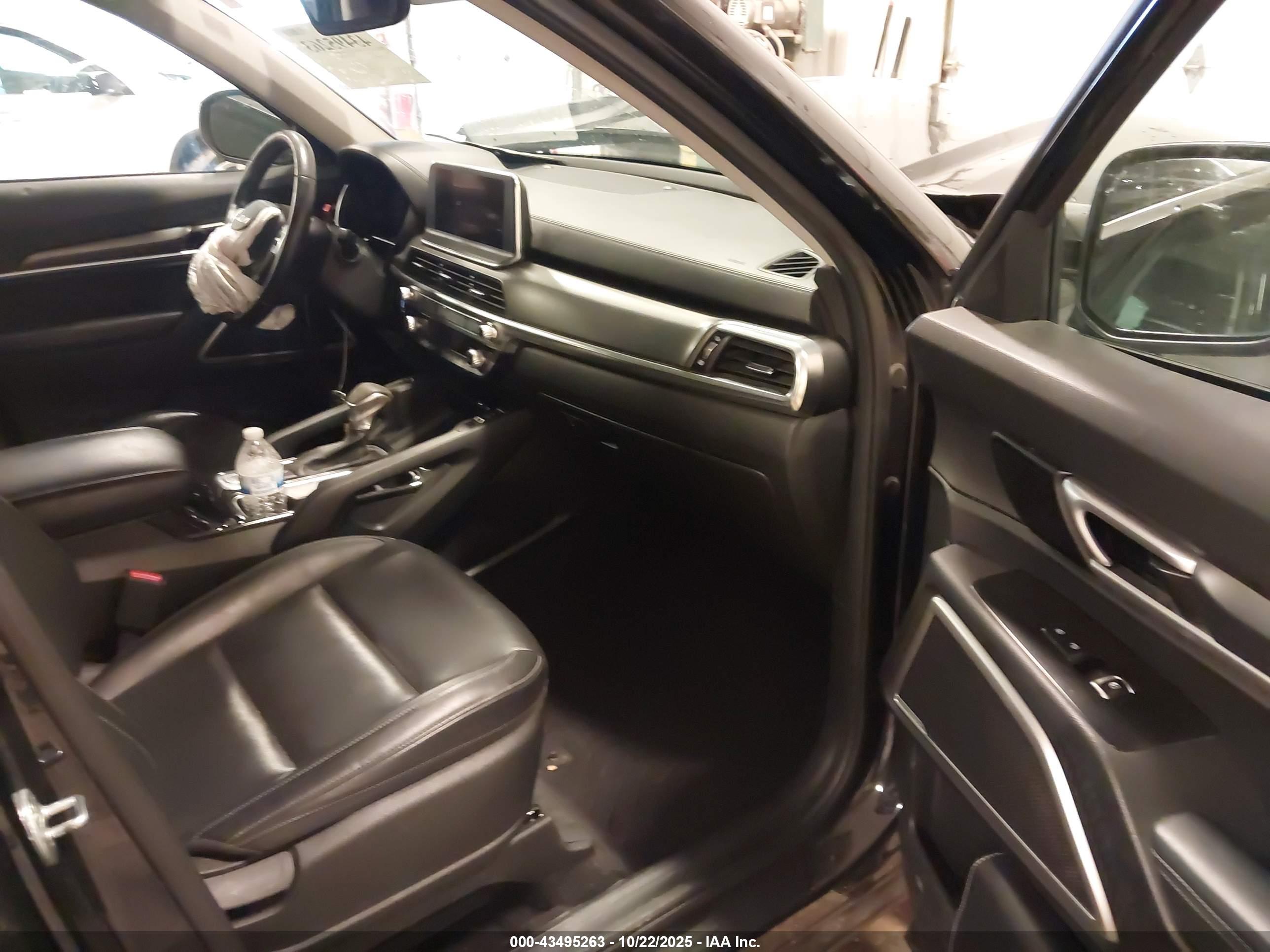 KIA TELLURIDE image 5
