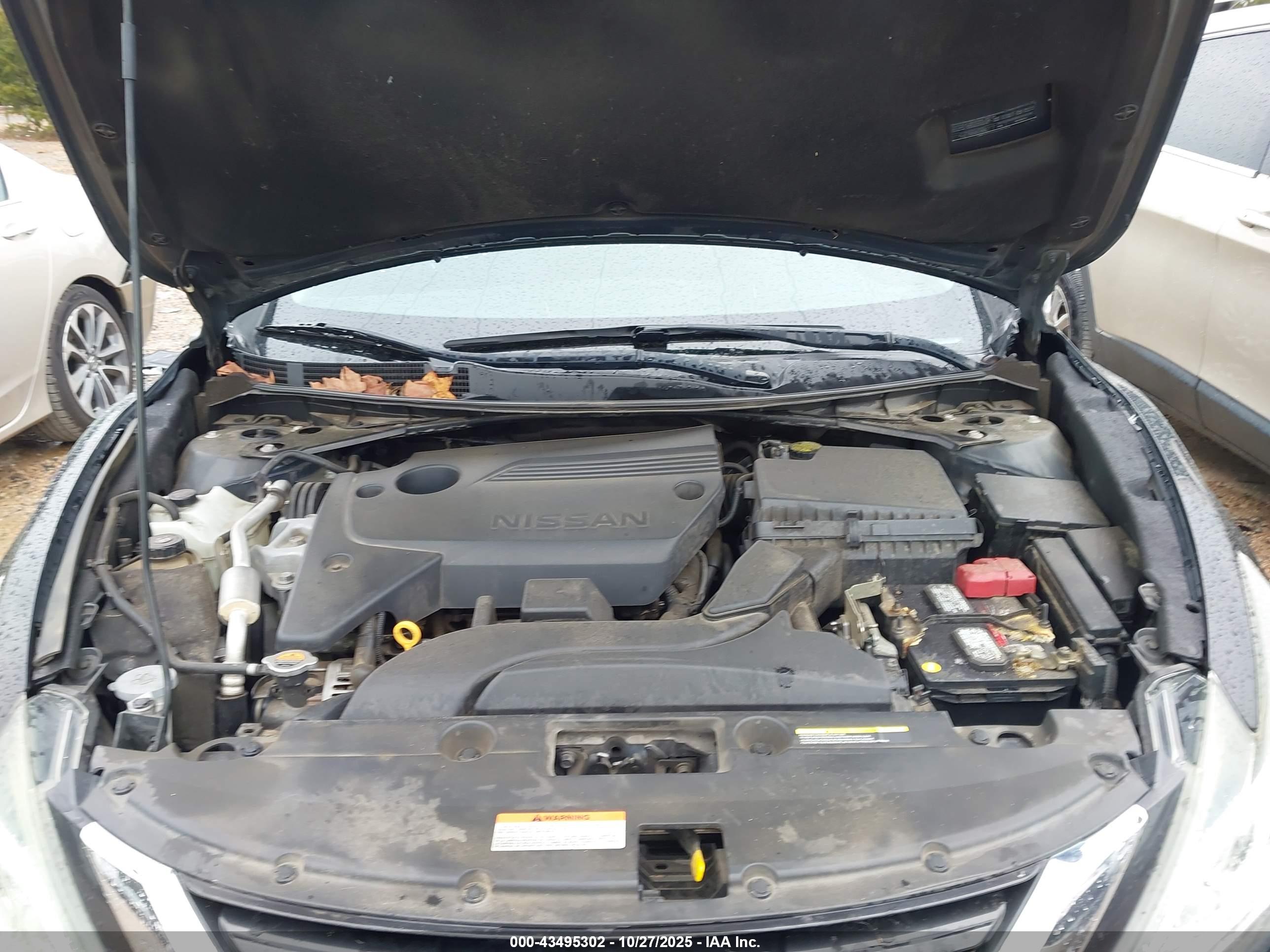 NISSAN ALTIMA image 10