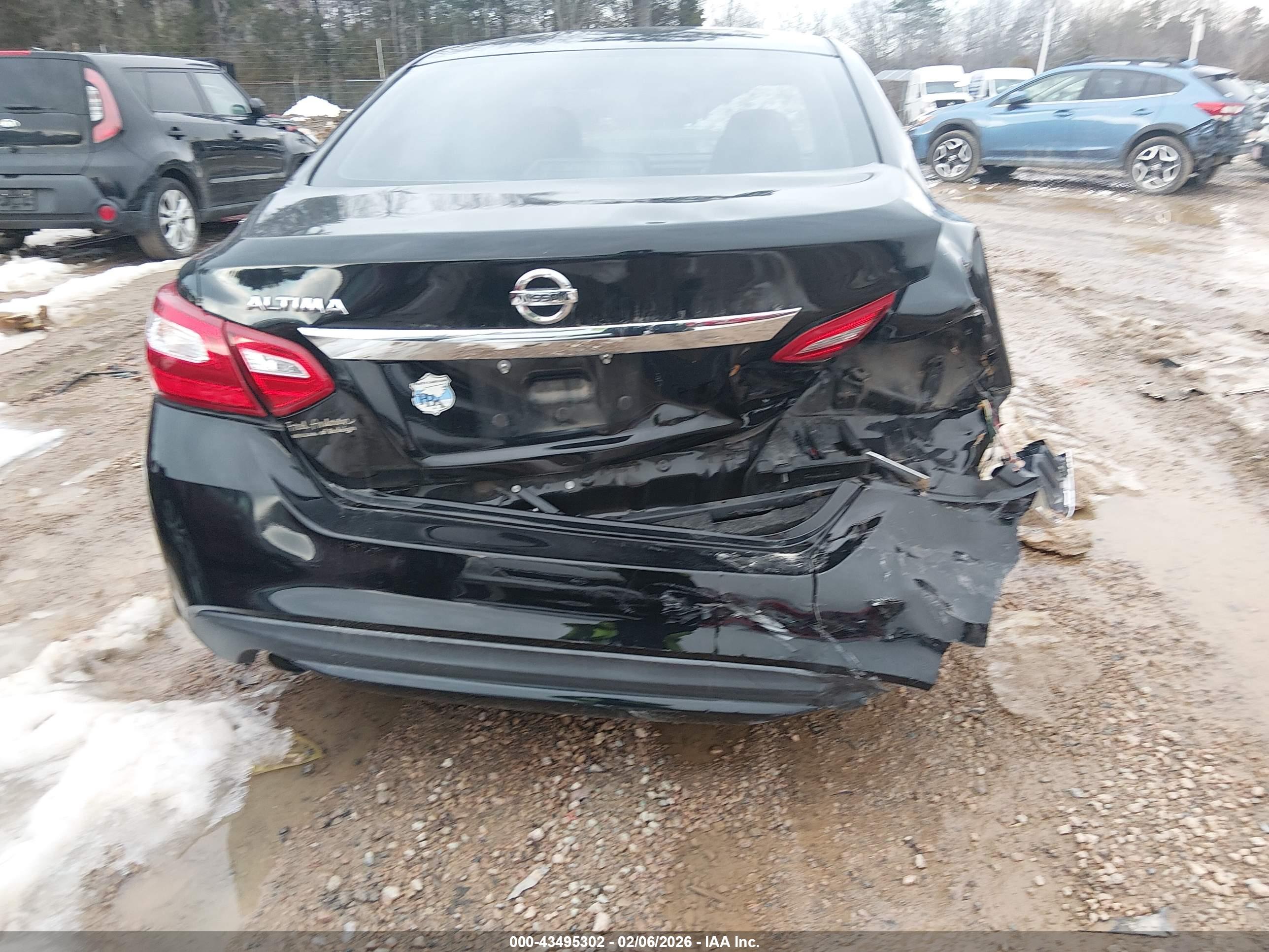 NISSAN ALTIMA image 6
