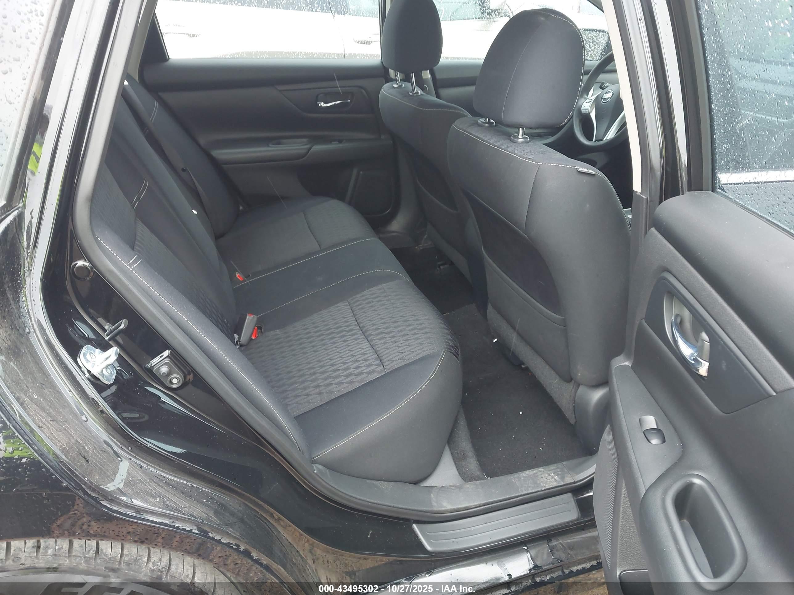 NISSAN ALTIMA image 8