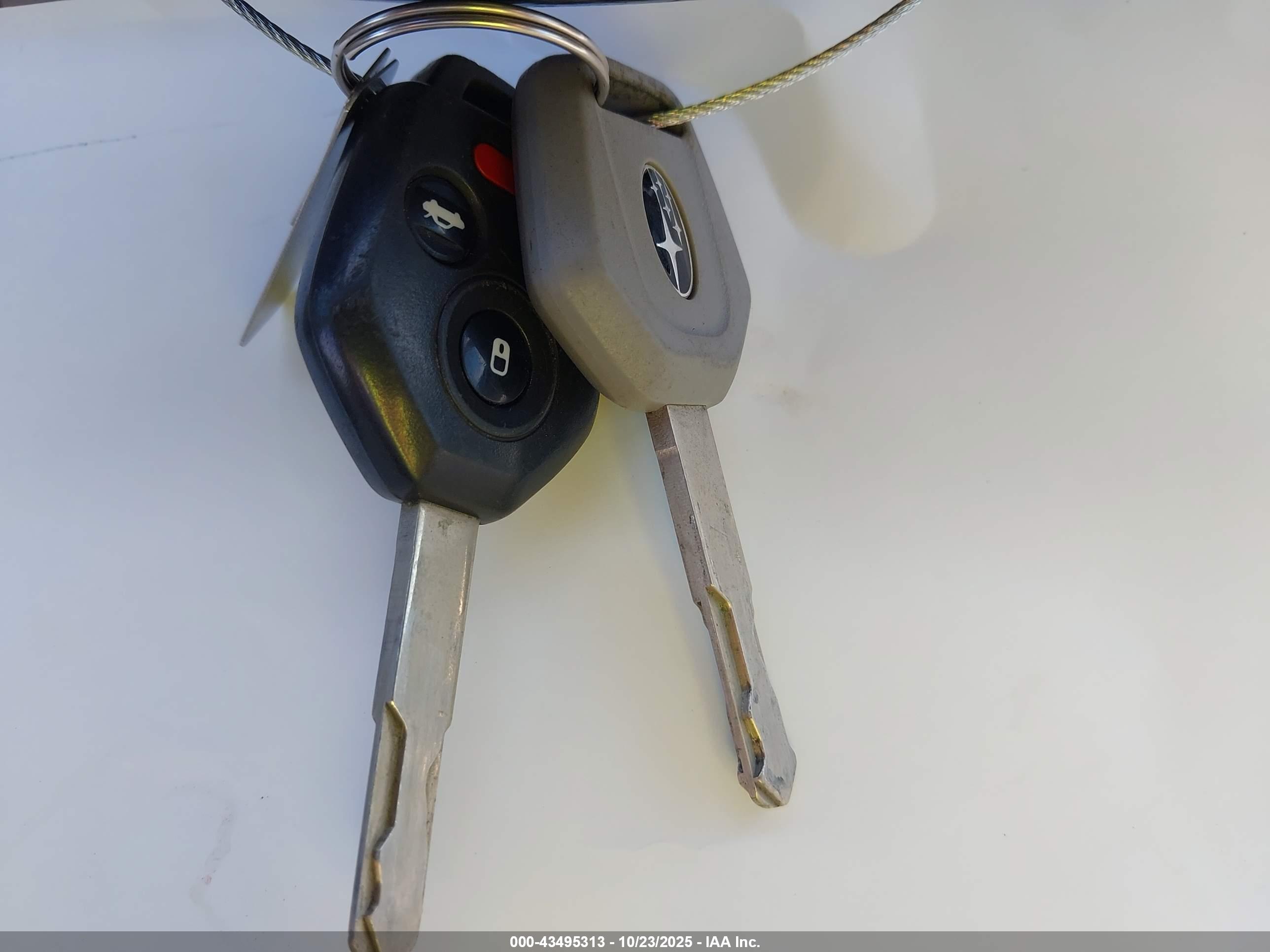 SUBARU OUTBACK image 11