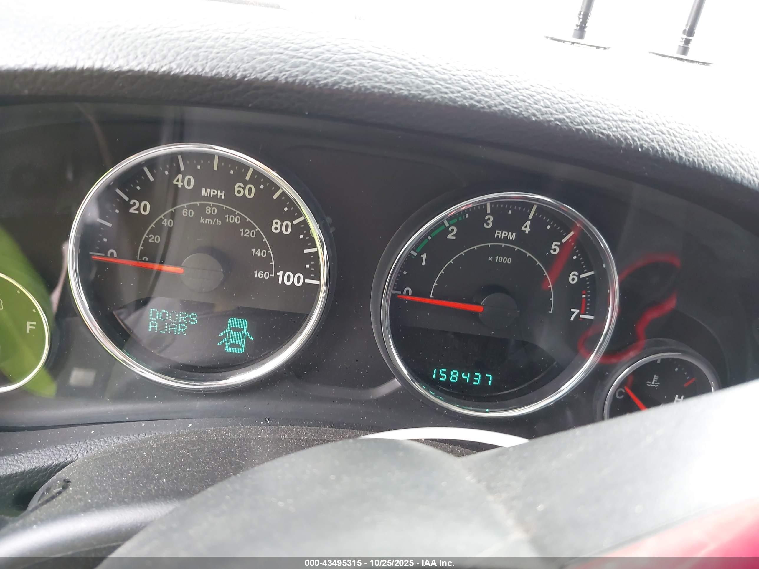 JEEP WRANGLER image 7