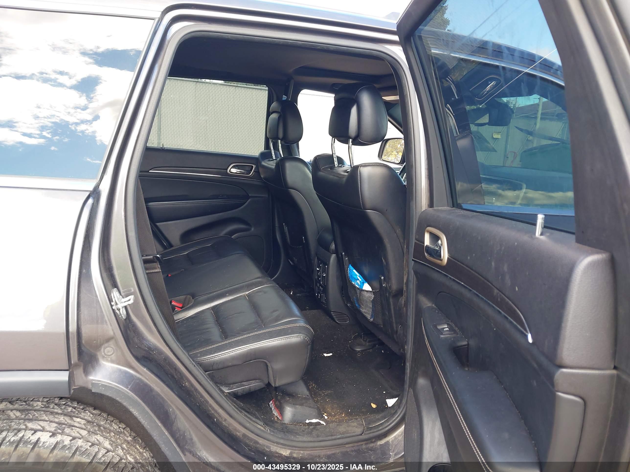 JEEP GRAND image 8
