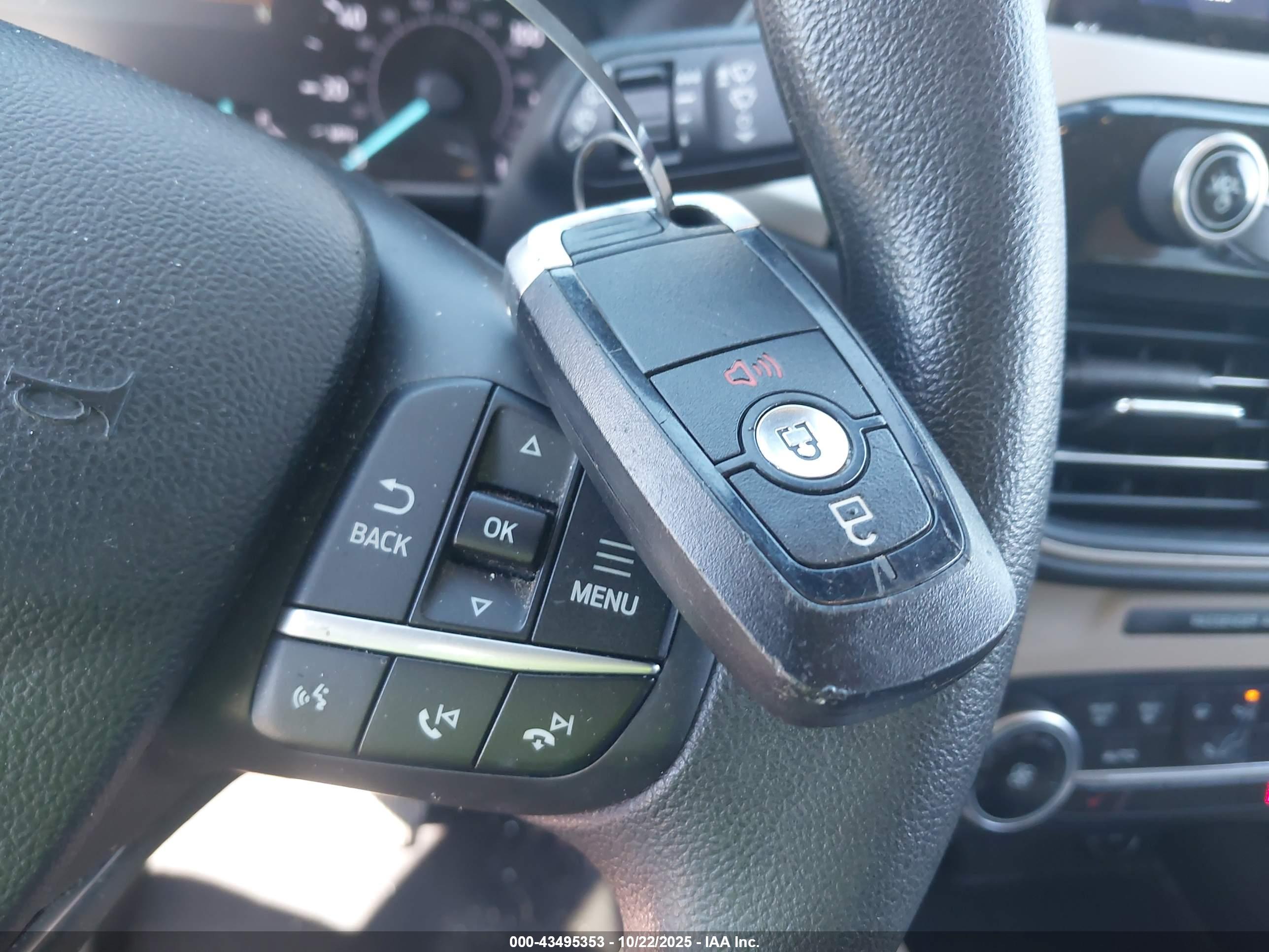 FORD ESCAPE image 11