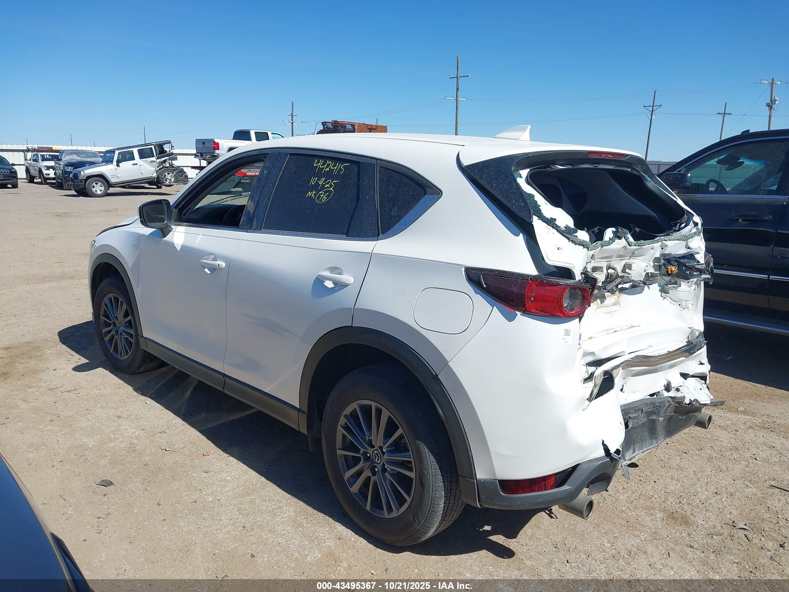 MAZDA CX-5 image 3