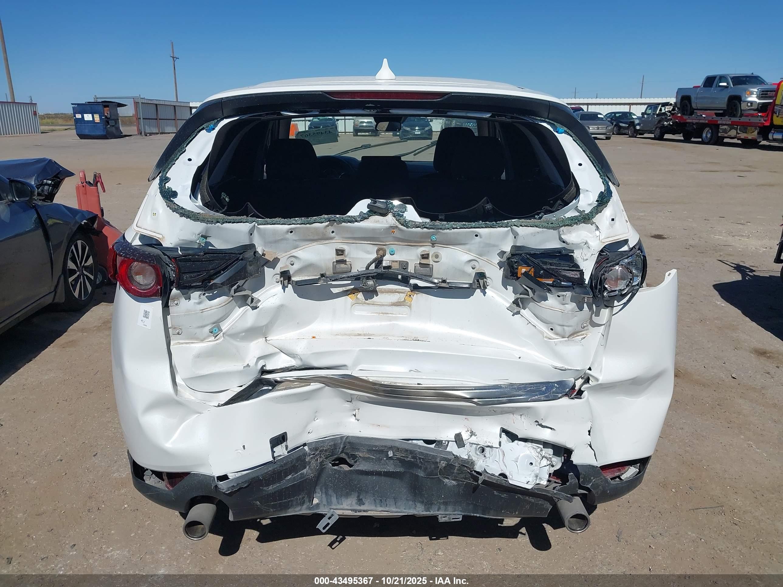 MAZDA CX-5 image 6