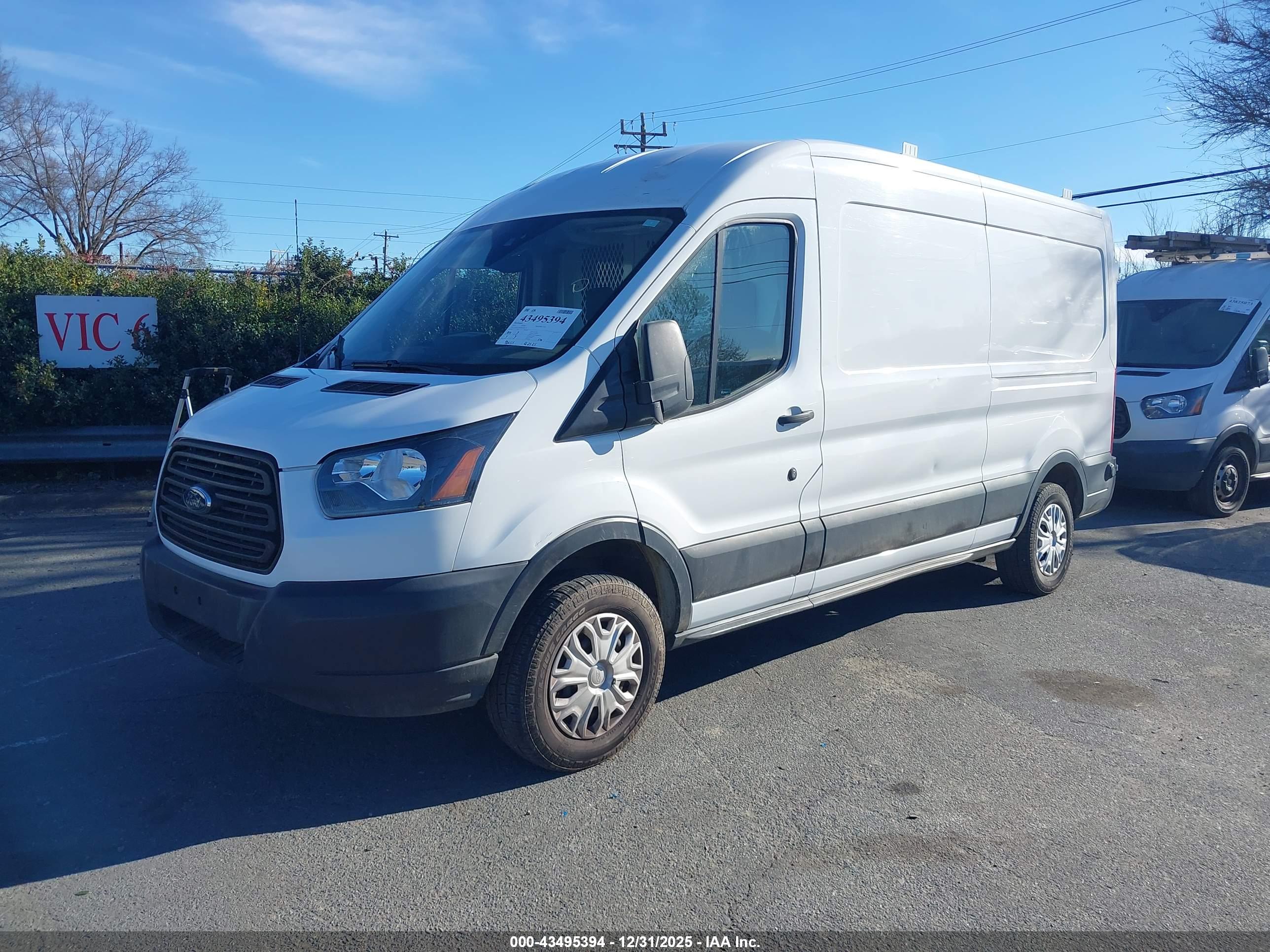 FORD TRANSIT-250 image 2