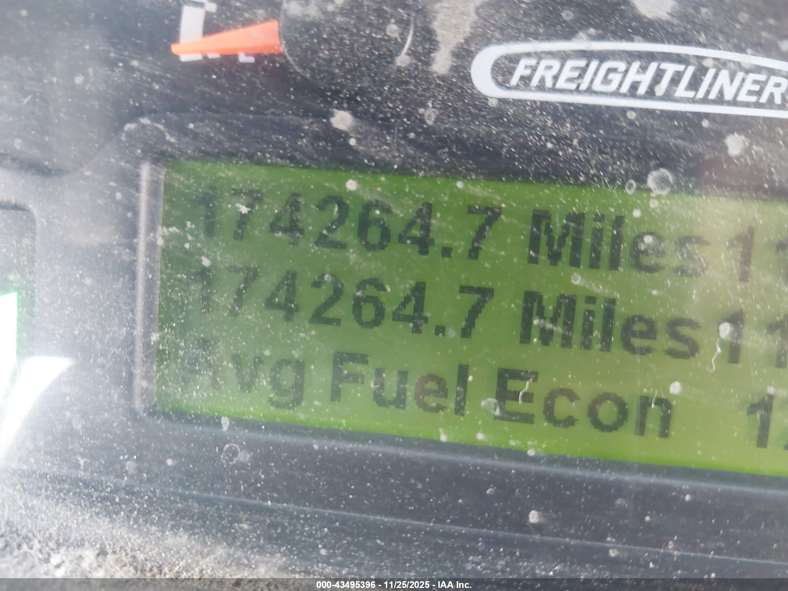 FREIGHTLINER MT45 image 6