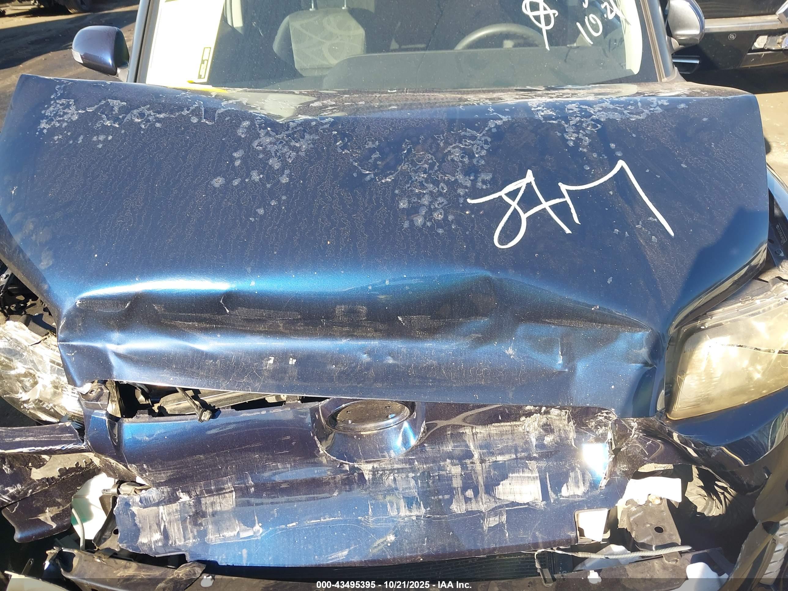 SCION XB image 10