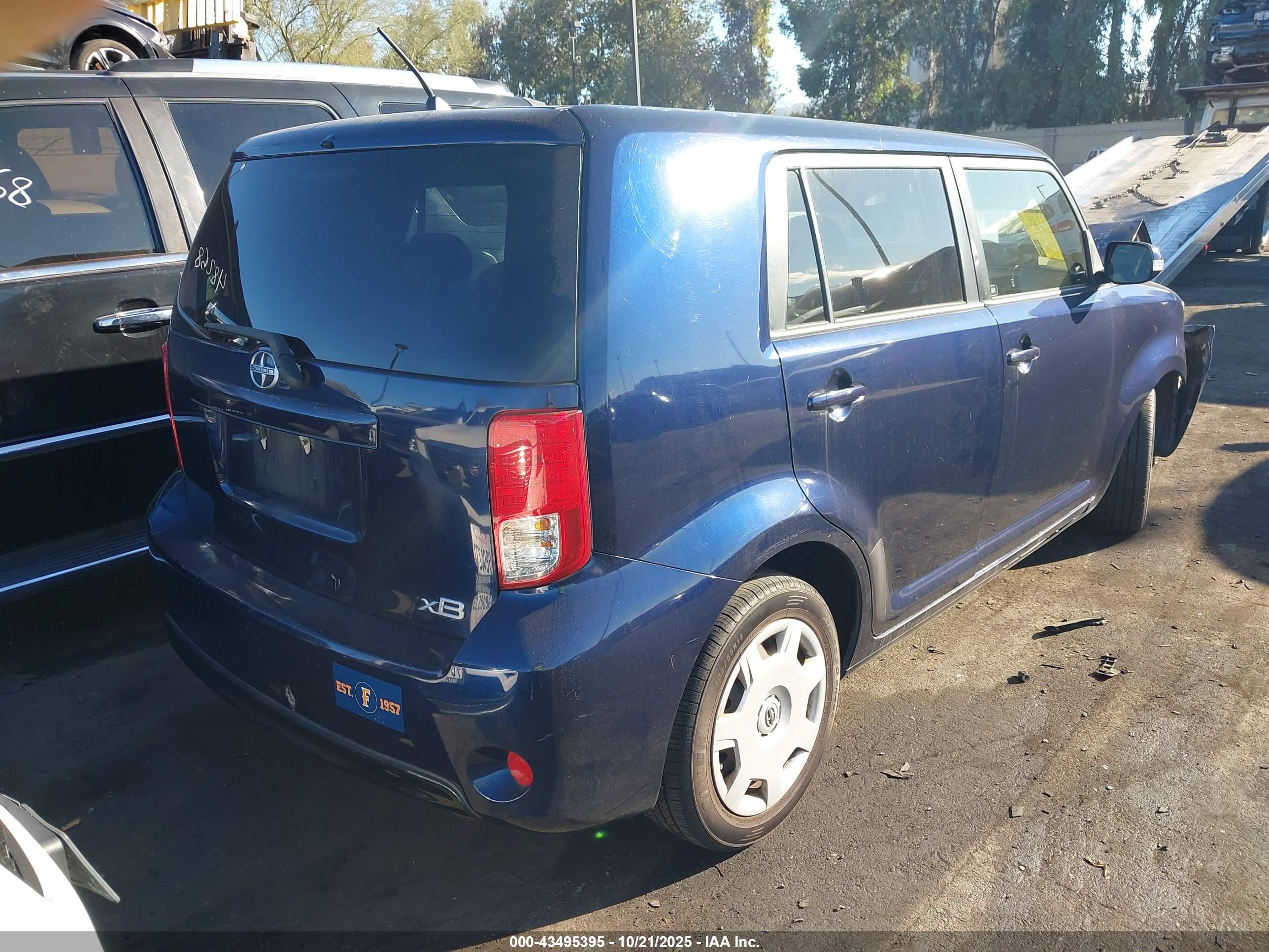 SCION XB image 4