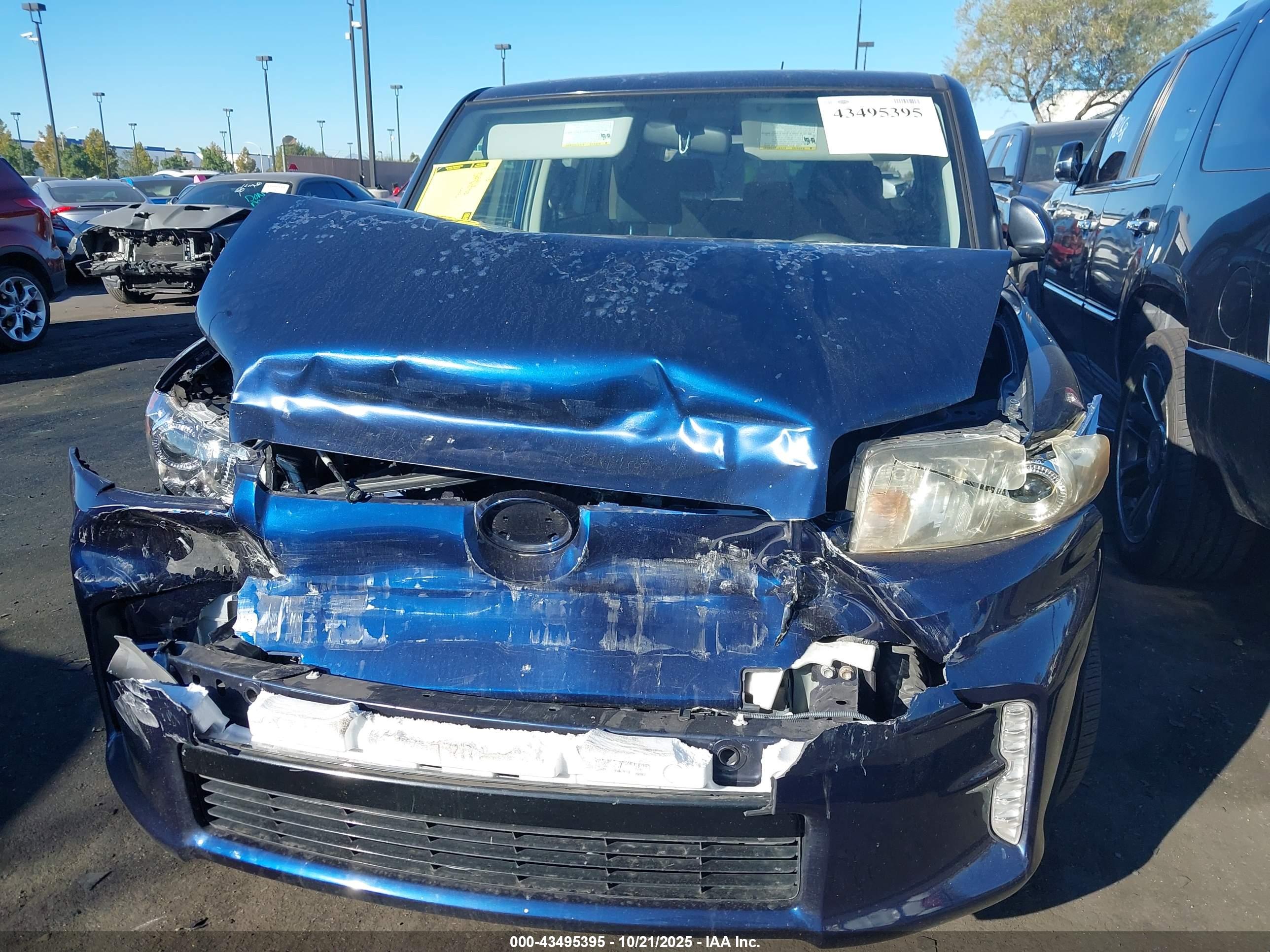 SCION XB image 6