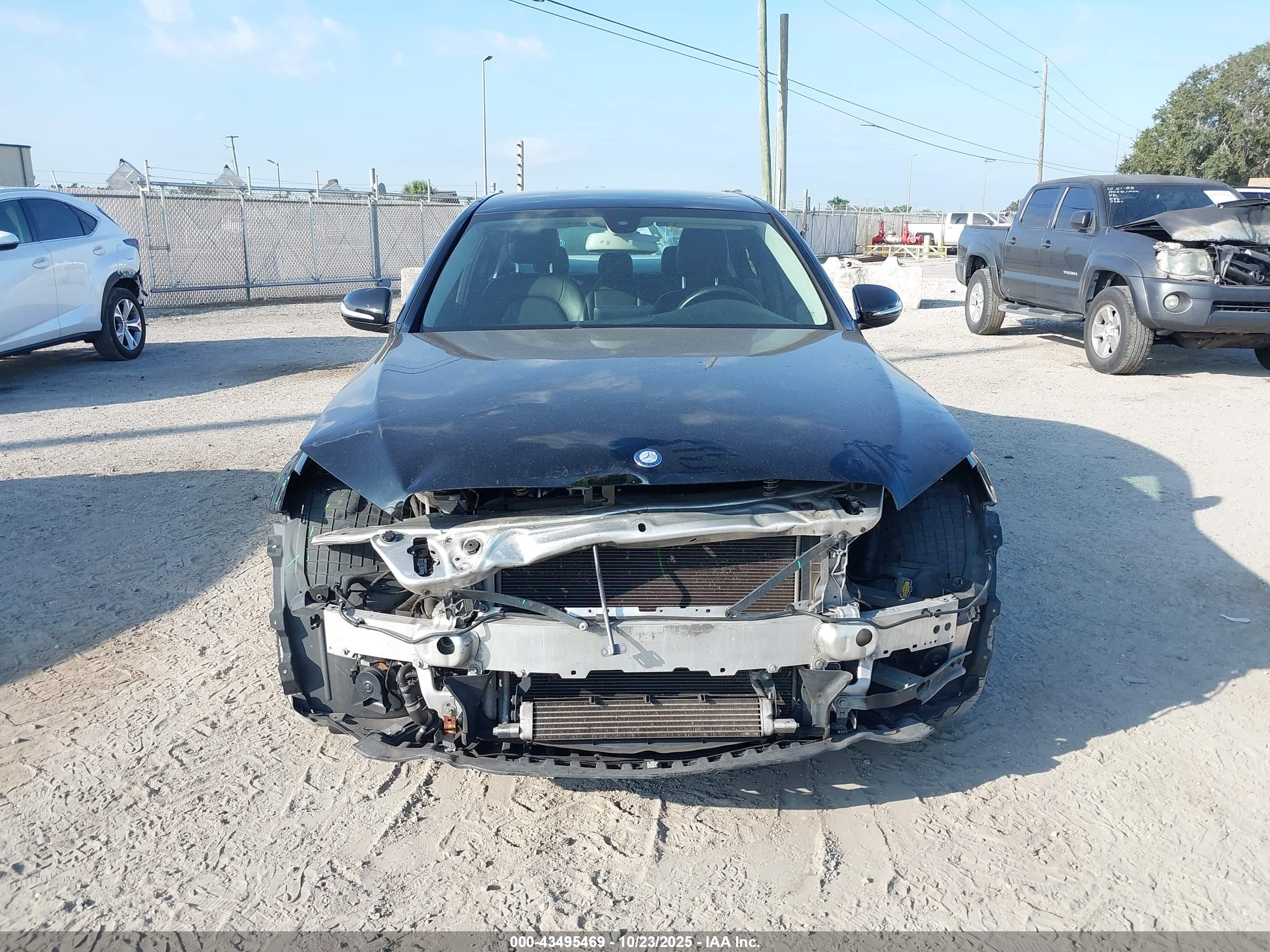 MERCEDES-BENZ C image 6