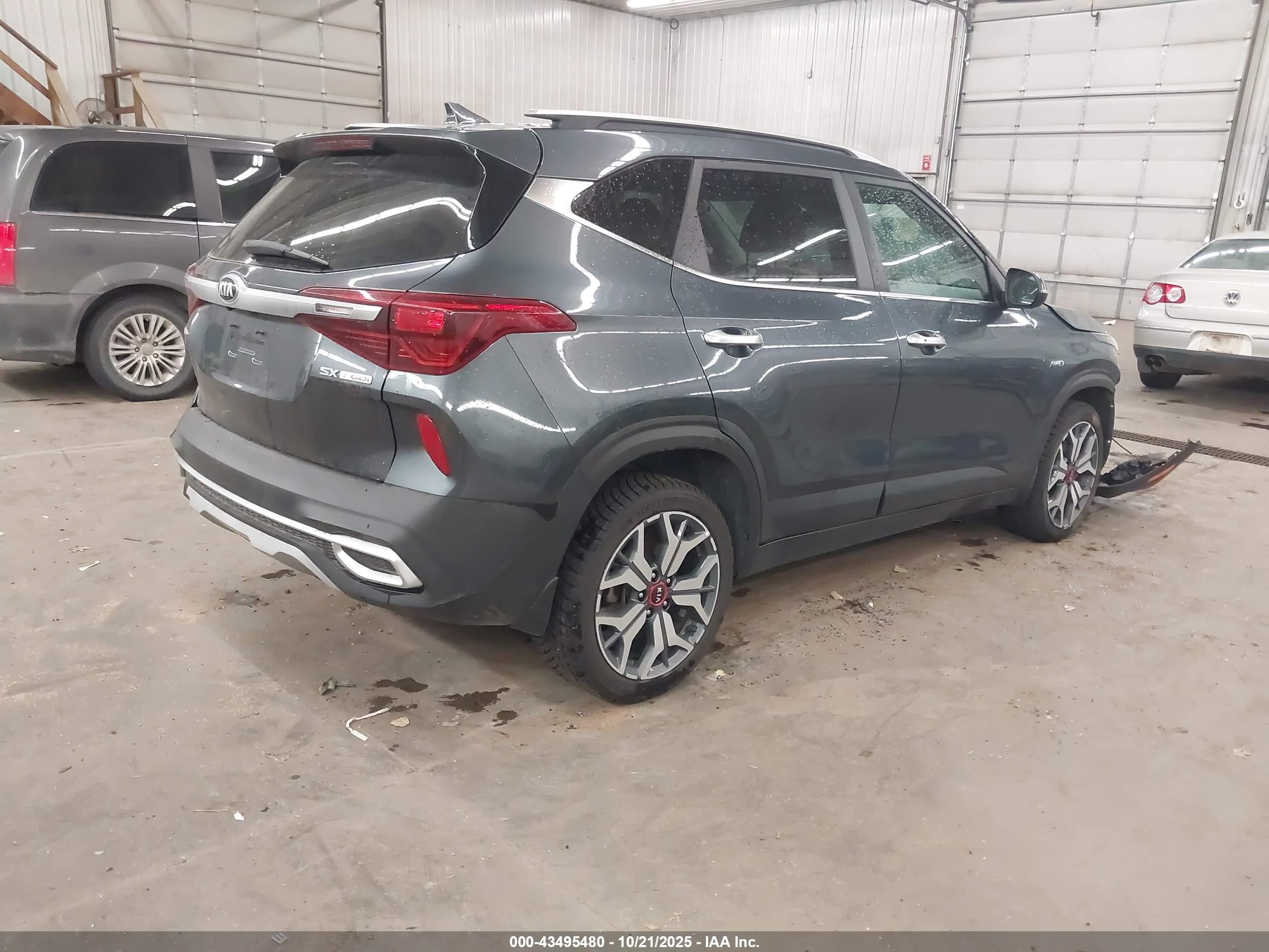 KIA SELTOS image 4