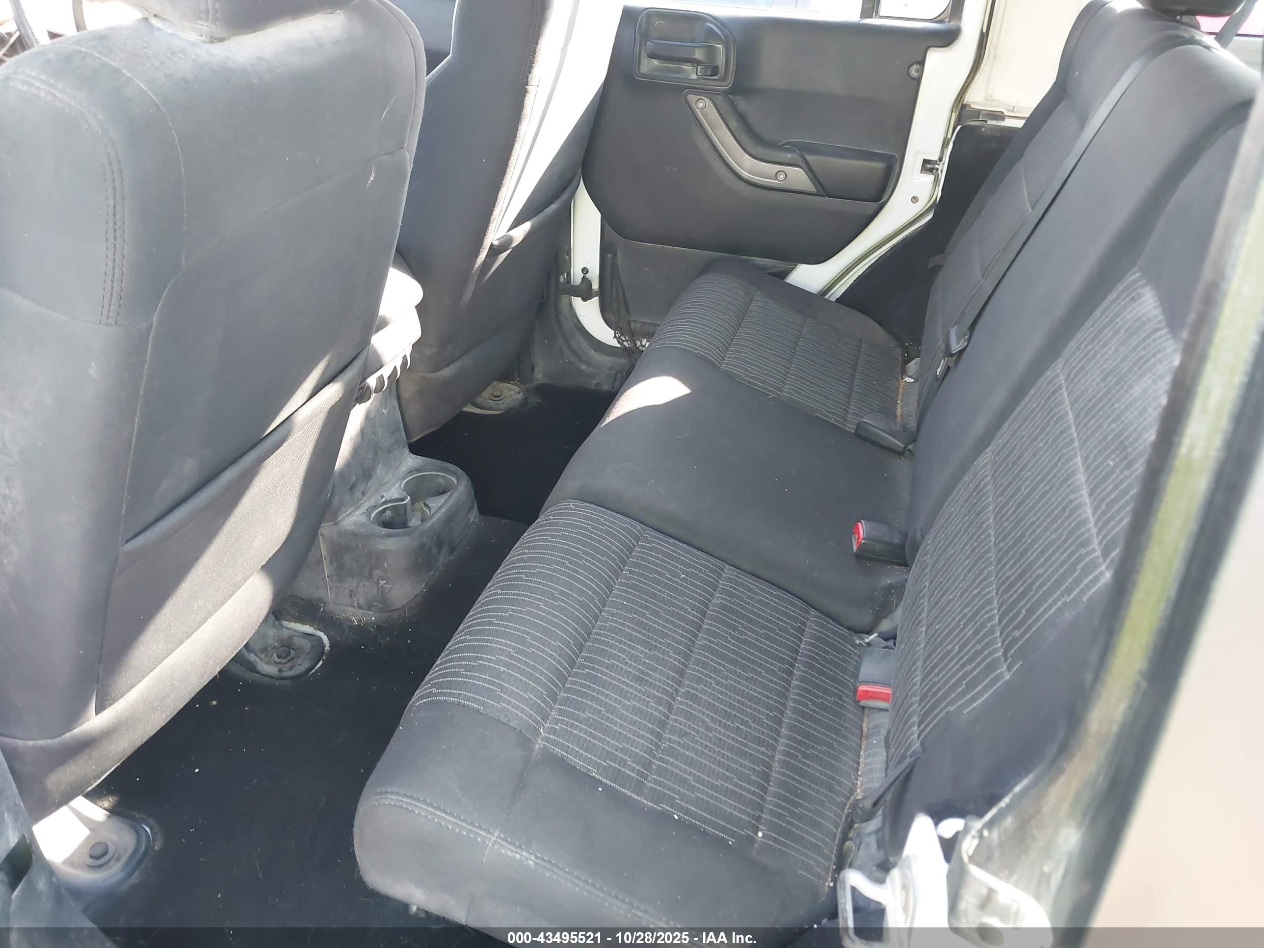 JEEP WRANGLER image 8