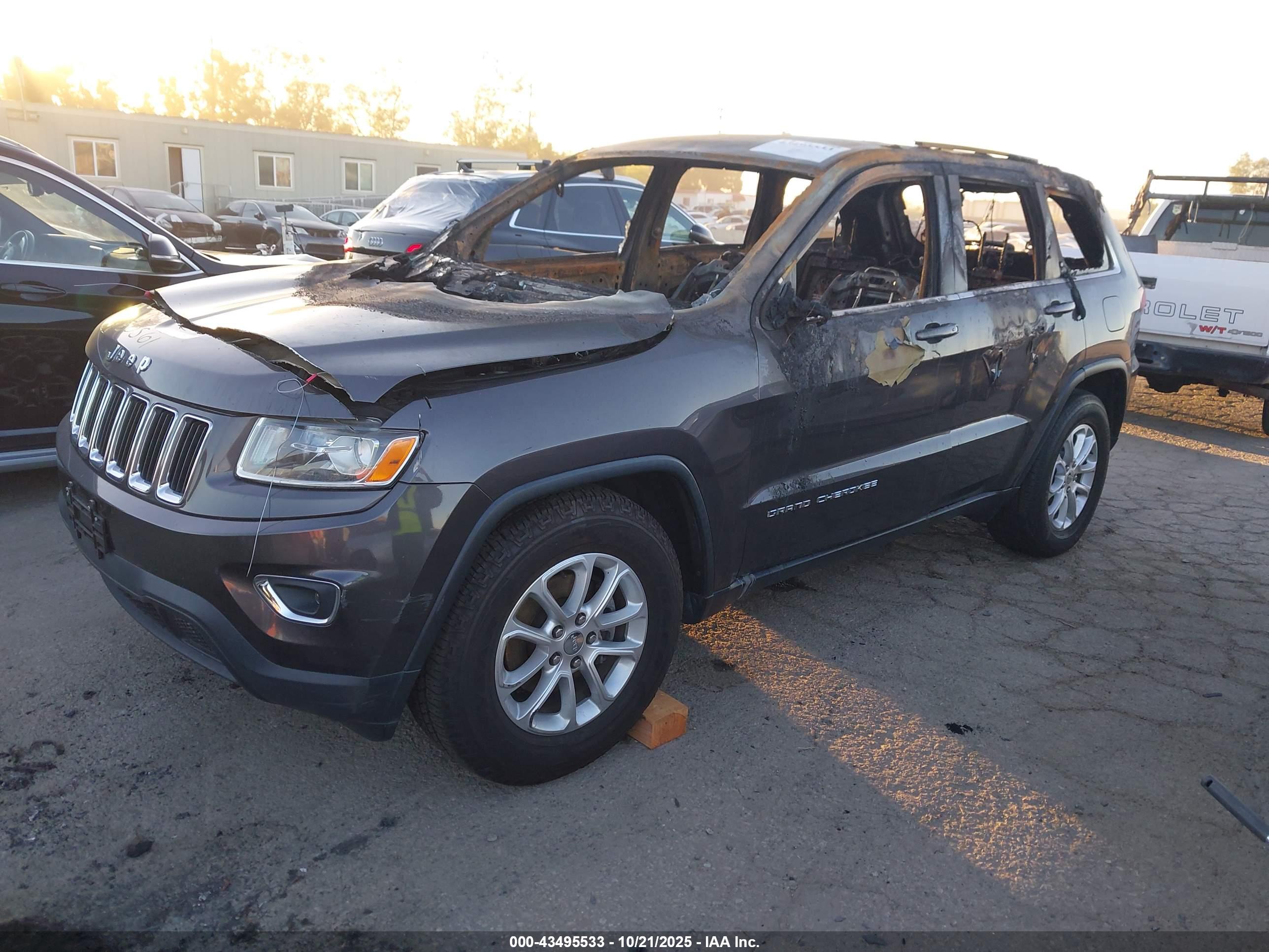 JEEP GRAND image 2