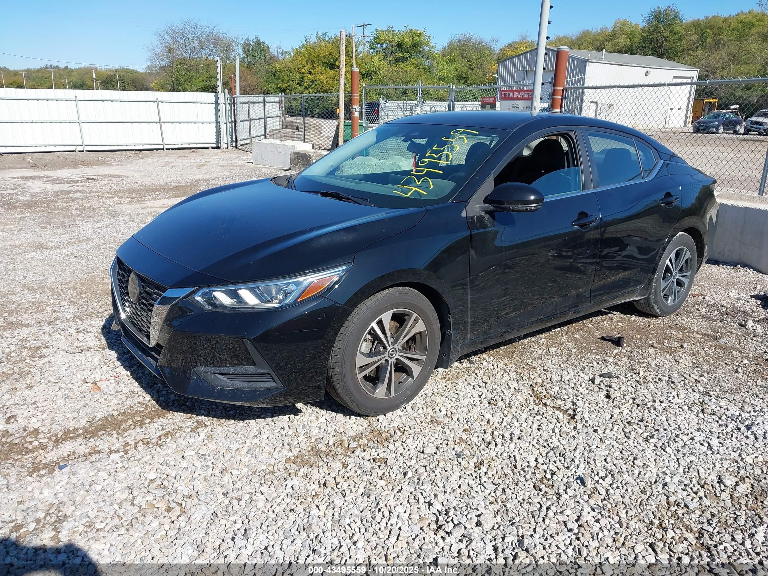 NISSAN SENTRA image 2