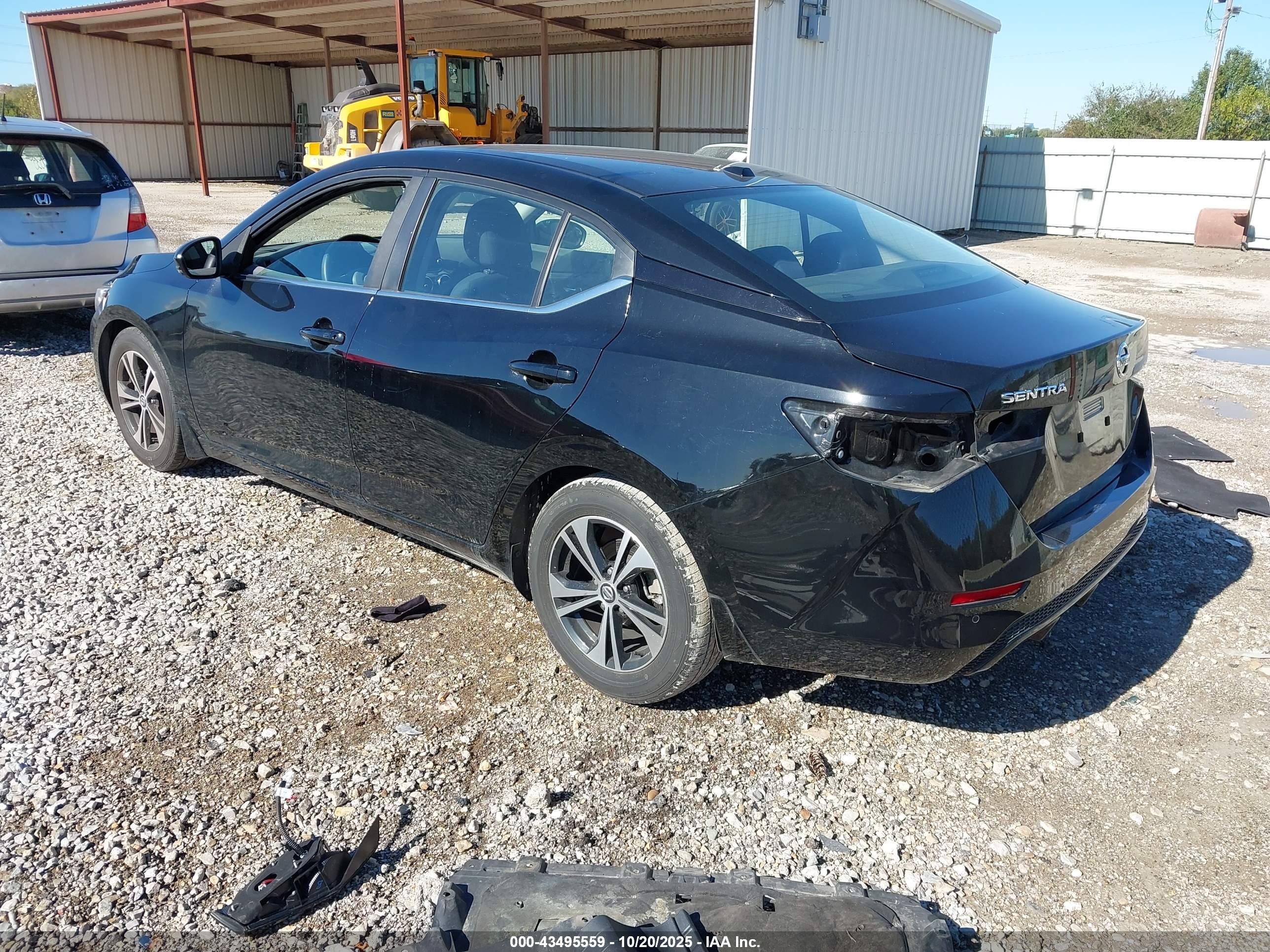 NISSAN SENTRA image 3