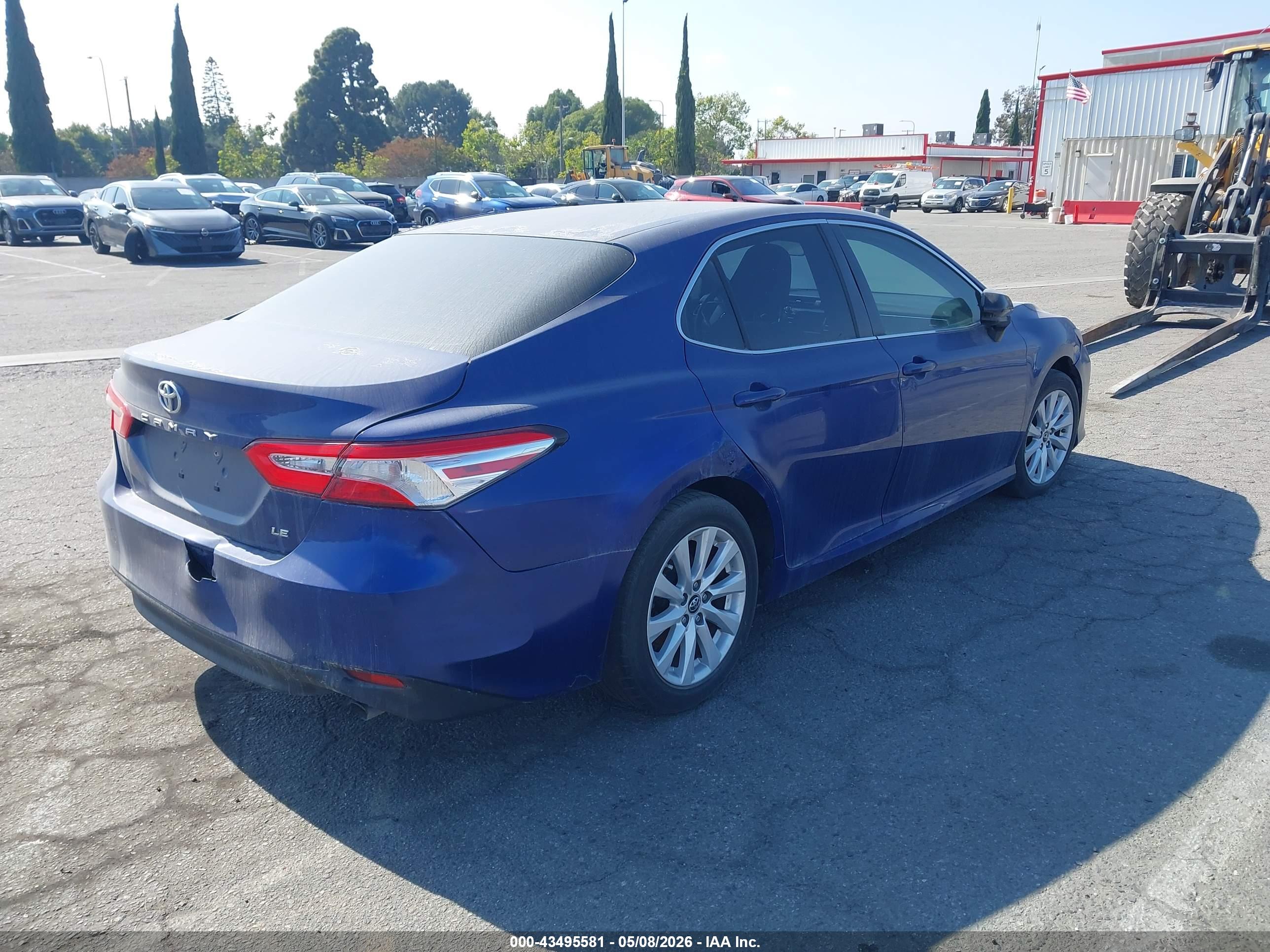 TOYOTA CAMRY image 4