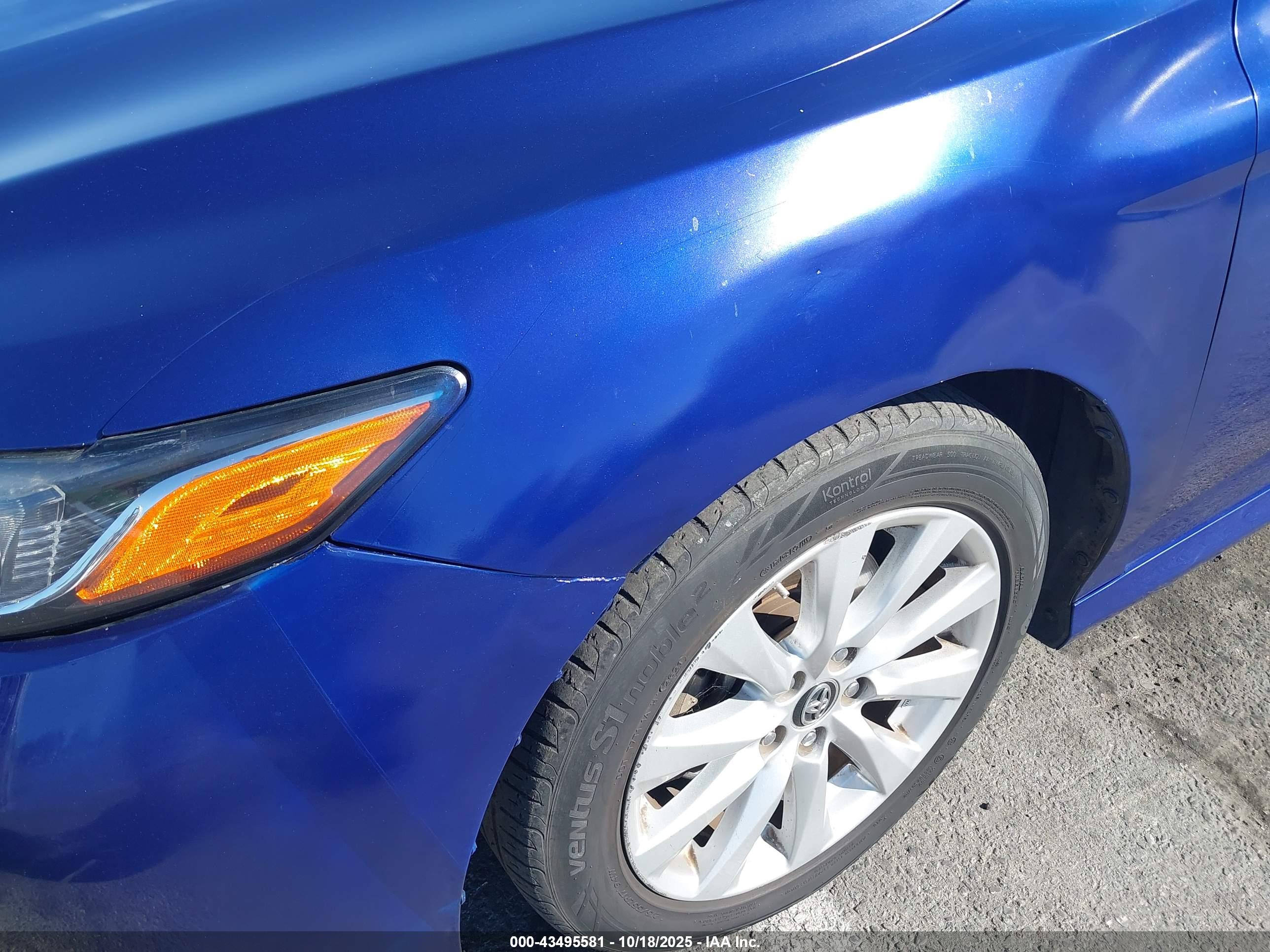 TOYOTA CAMRY image 6