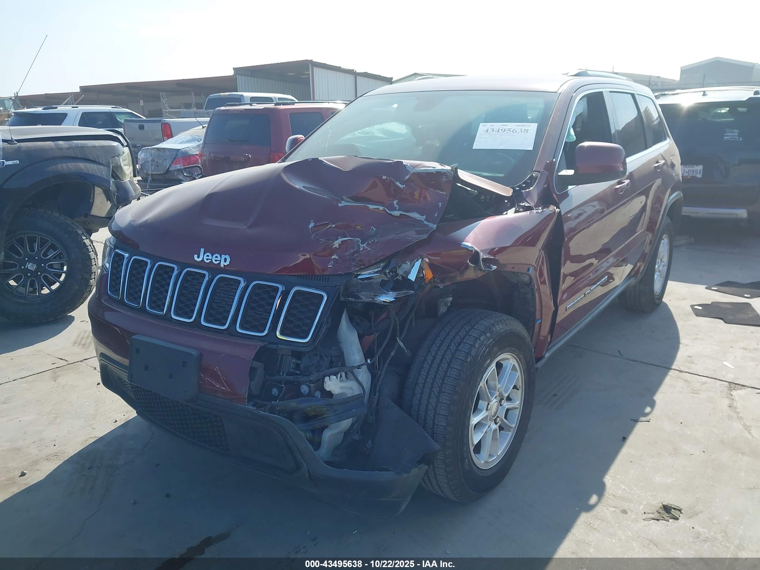 JEEP GRAND image 2