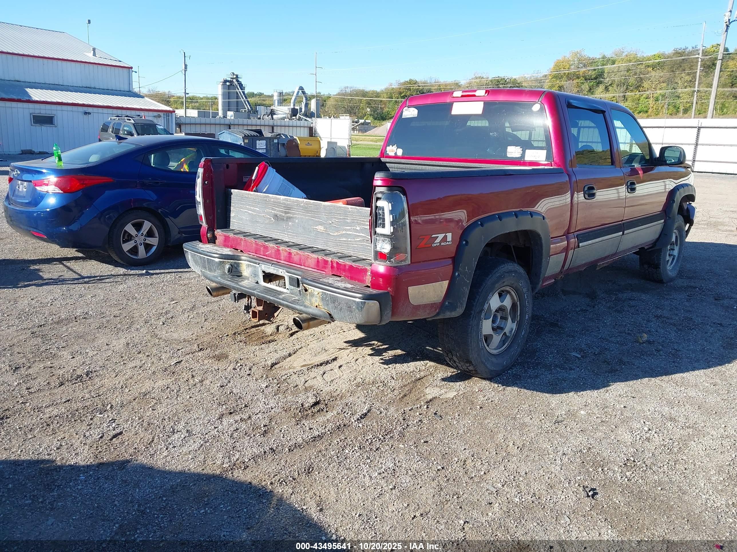 CHEVROLET SILVERADO image 4