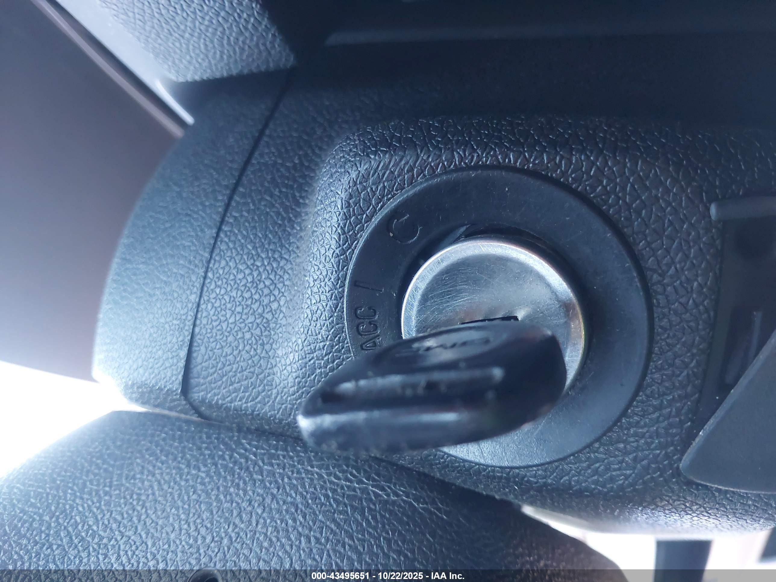 GMC ACADIA image 11