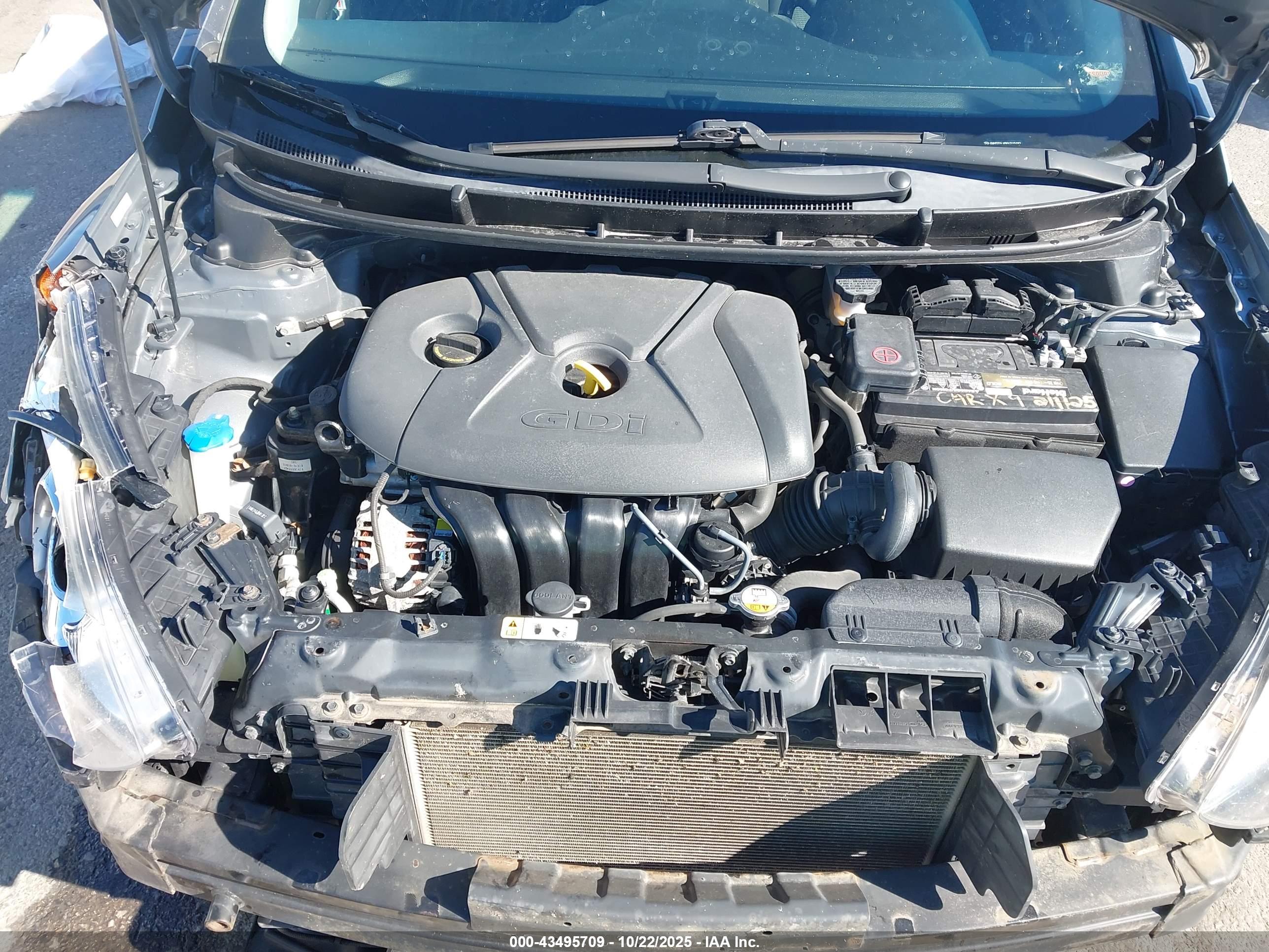 HYUNDAI ELANTRA image 10