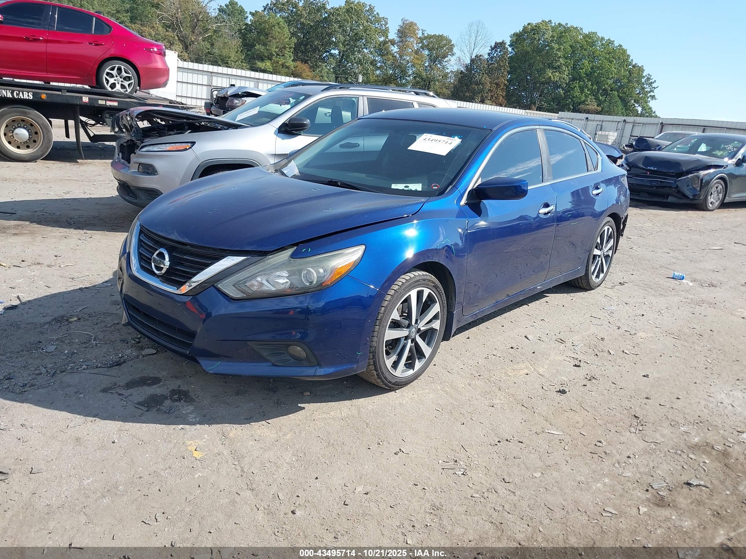 NISSAN ALTIMA image 2