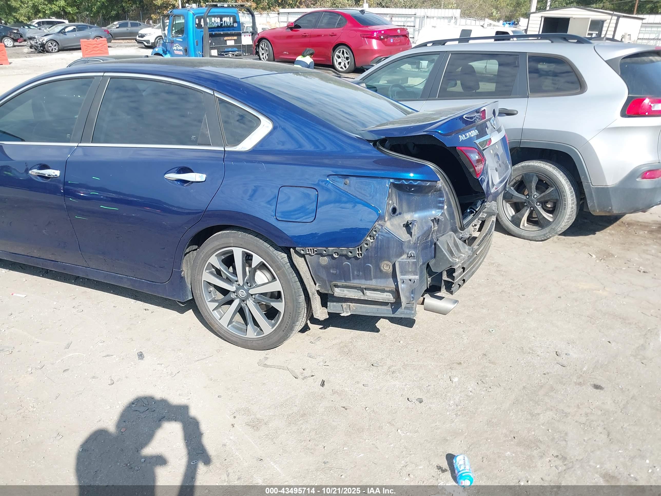 NISSAN ALTIMA image 6