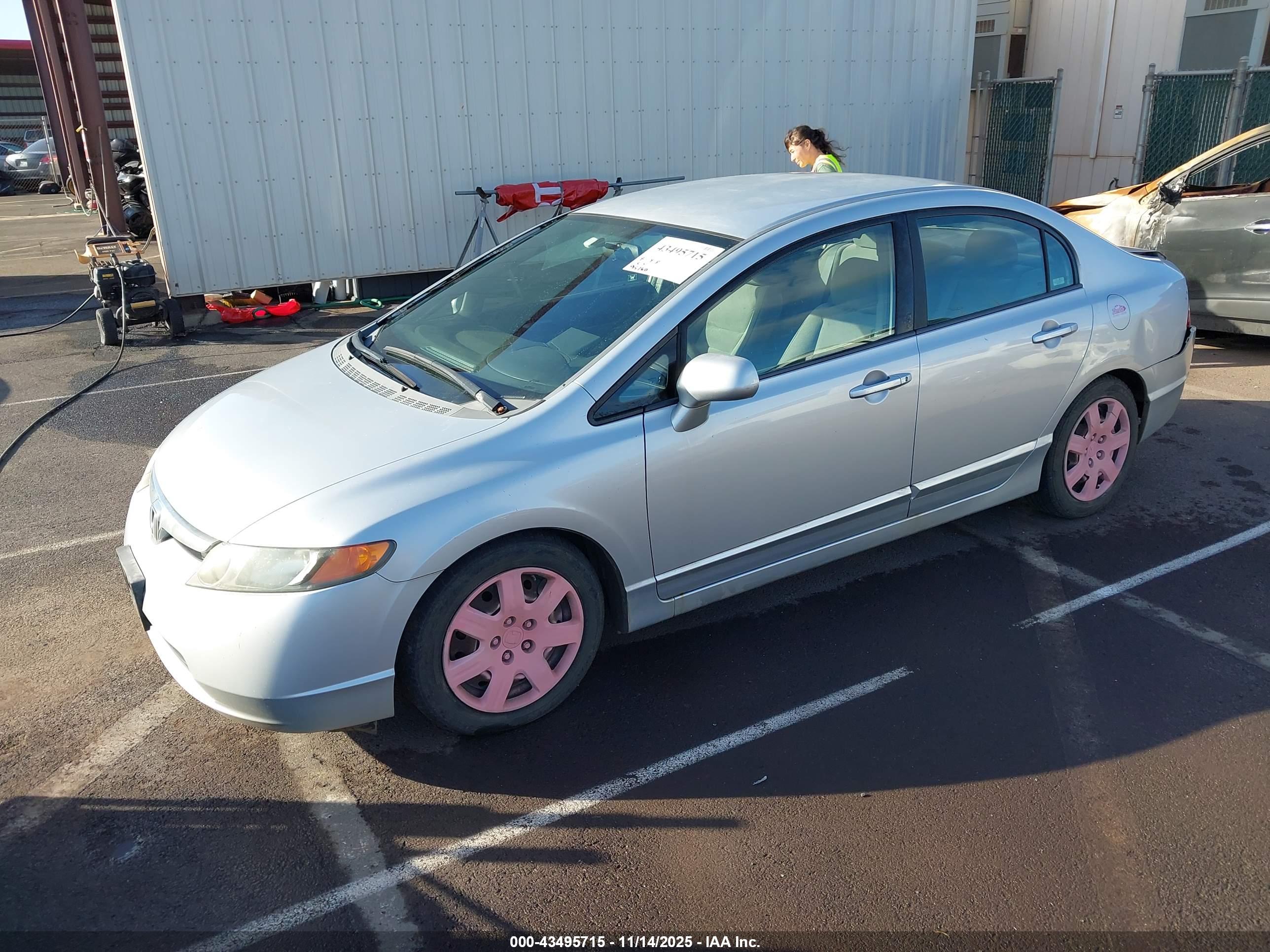 HONDA CIVIC image 2