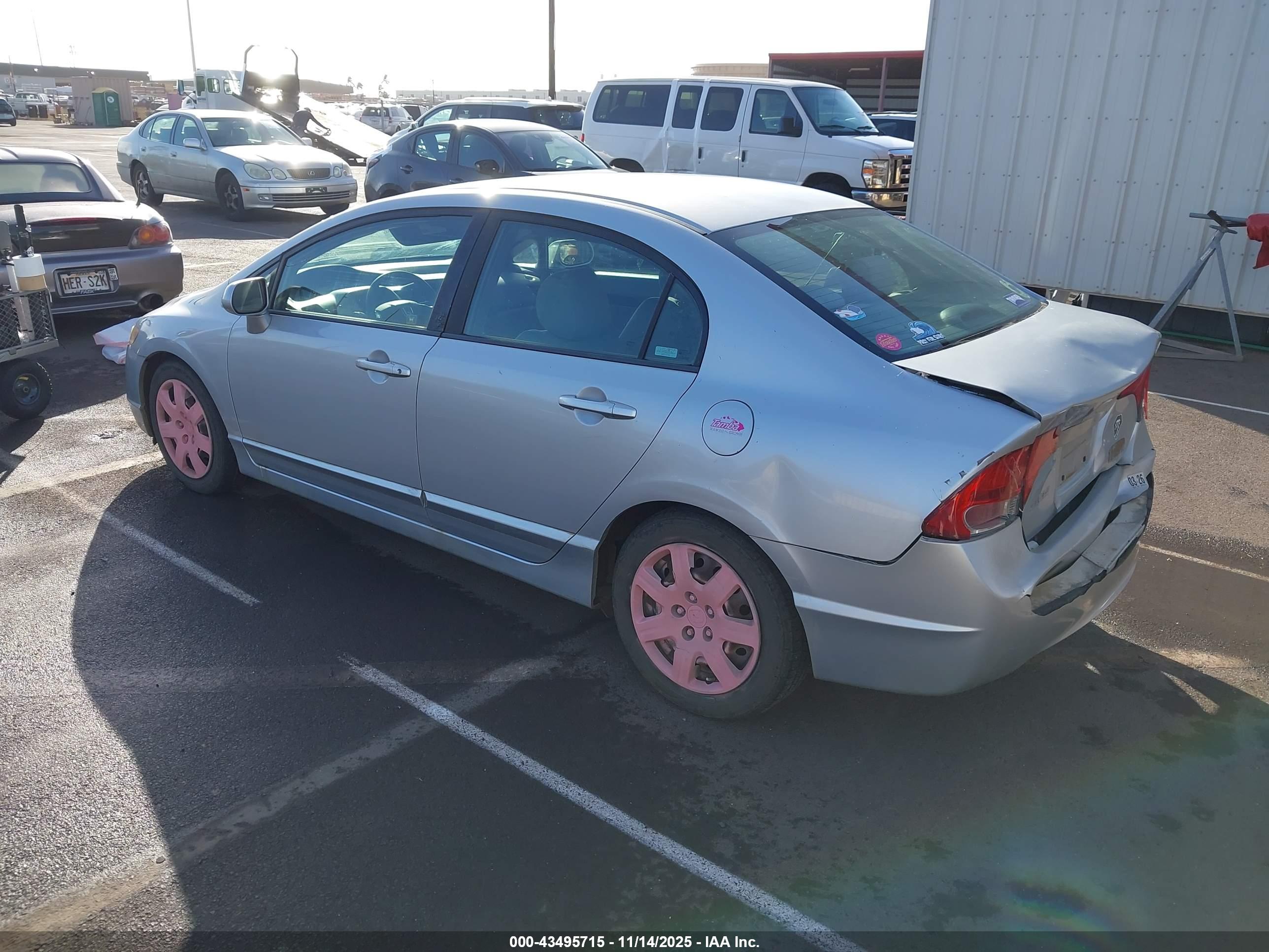 HONDA CIVIC image 3