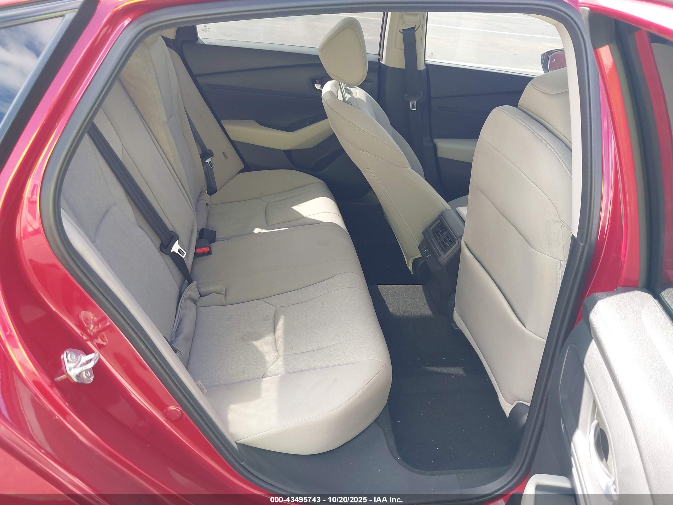 HONDA ACCORD image 8