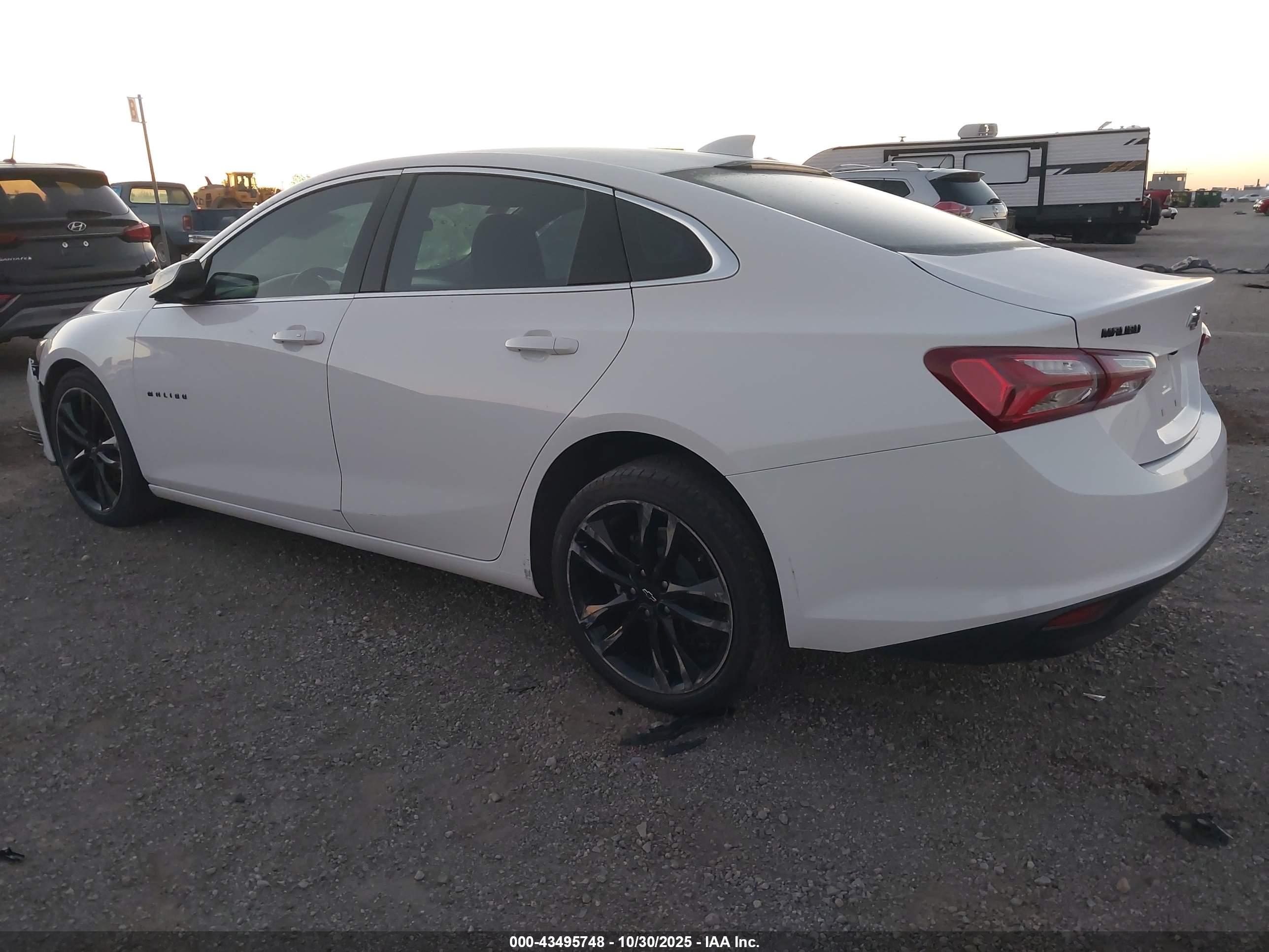 CHEVROLET MALIBU image 3
