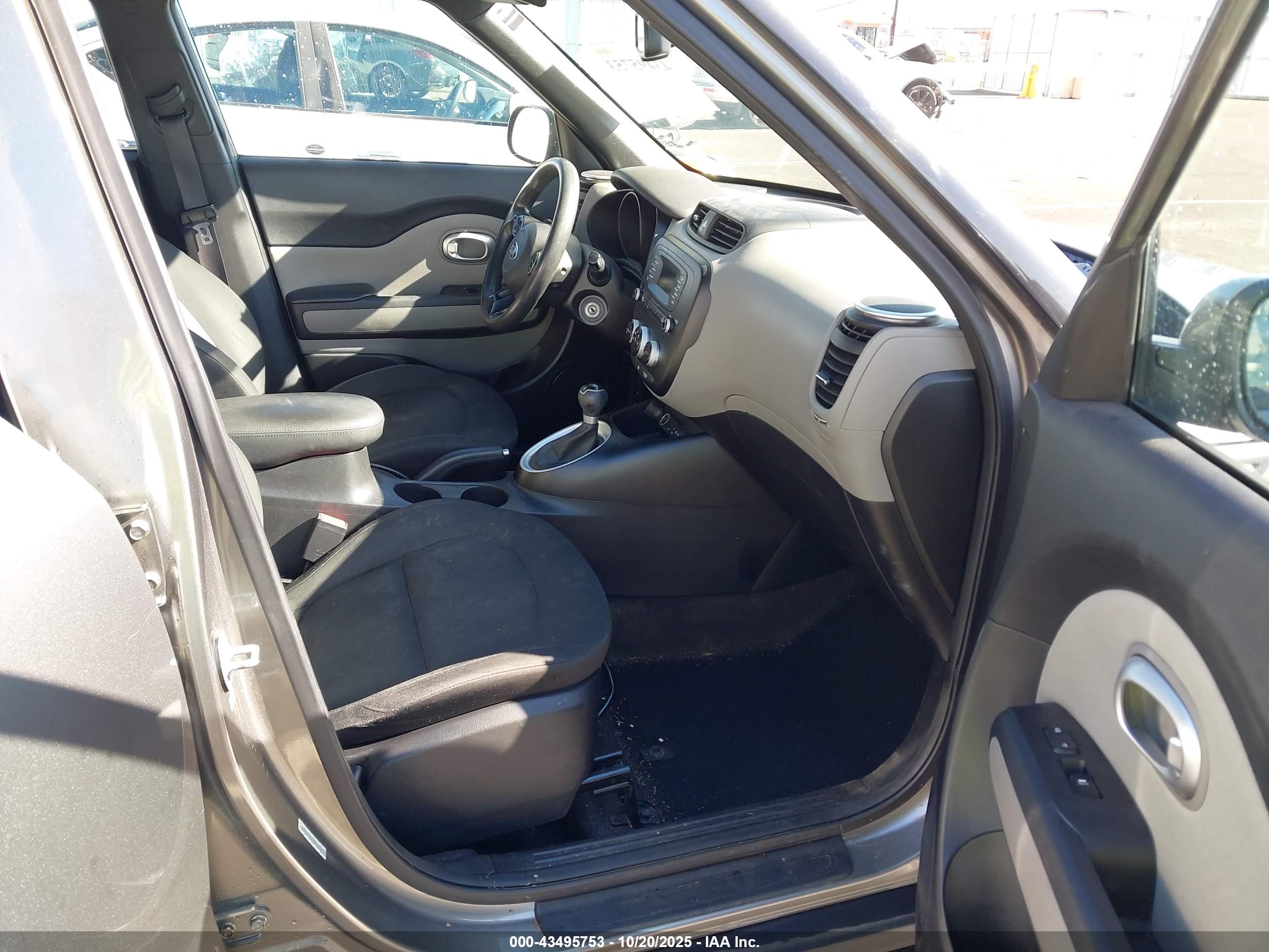 KIA SOUL image 5