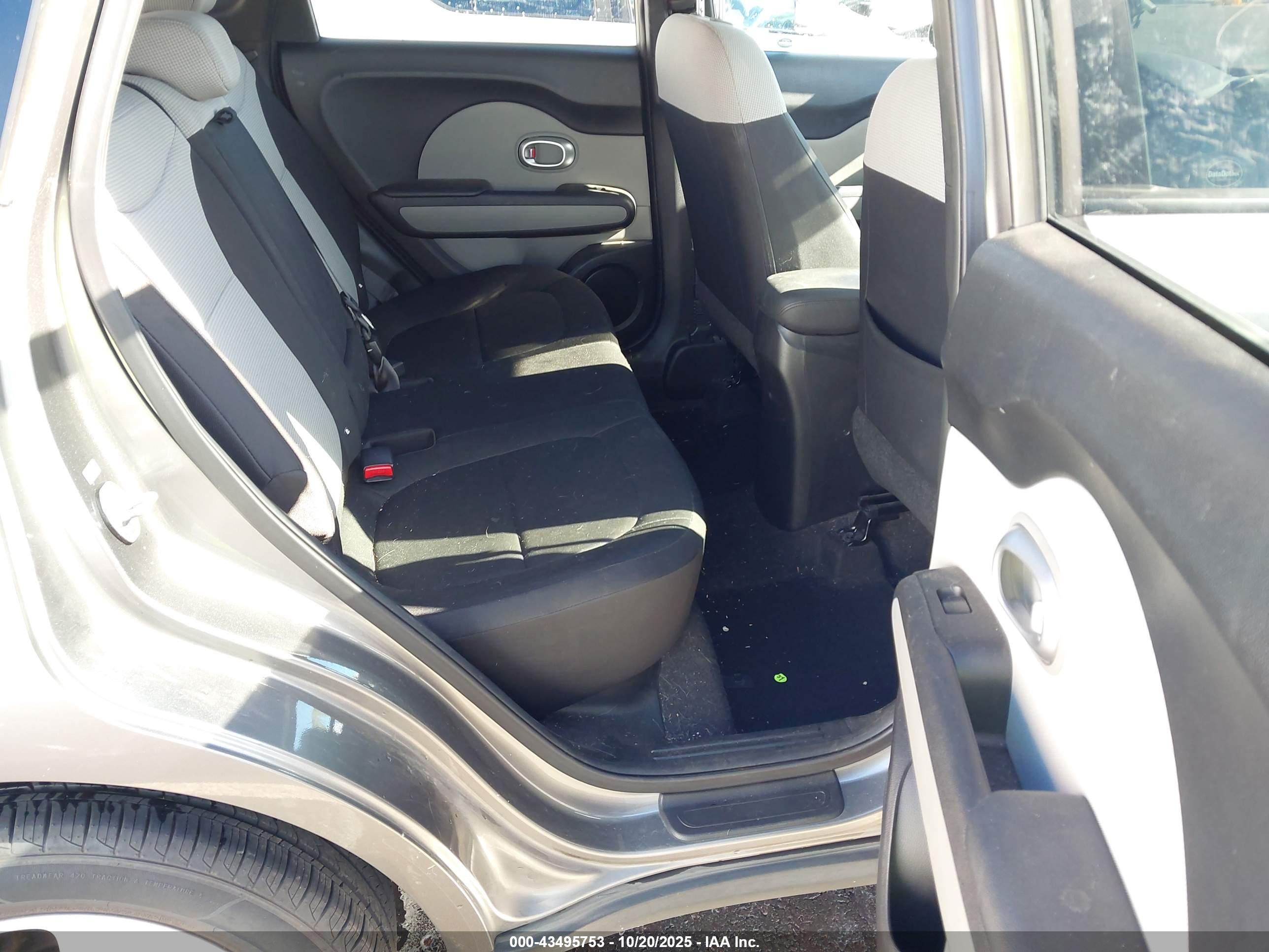KIA SOUL image 8