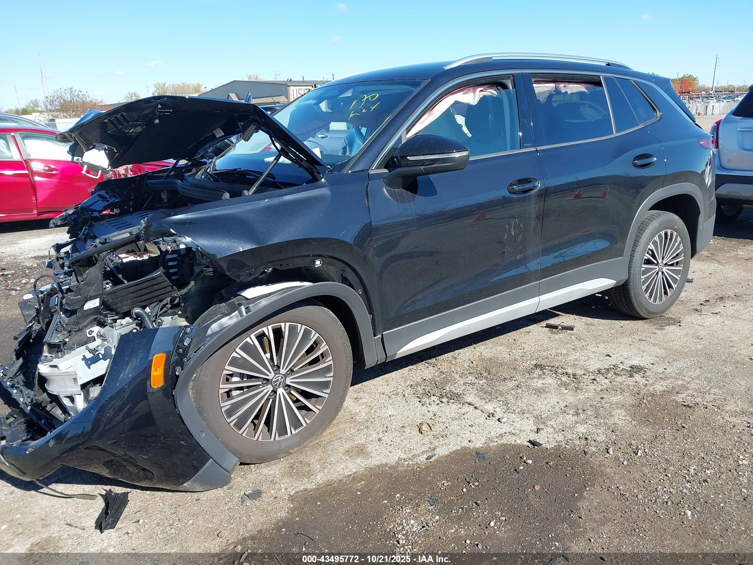 VOLKSWAGEN TIGUAN image 2