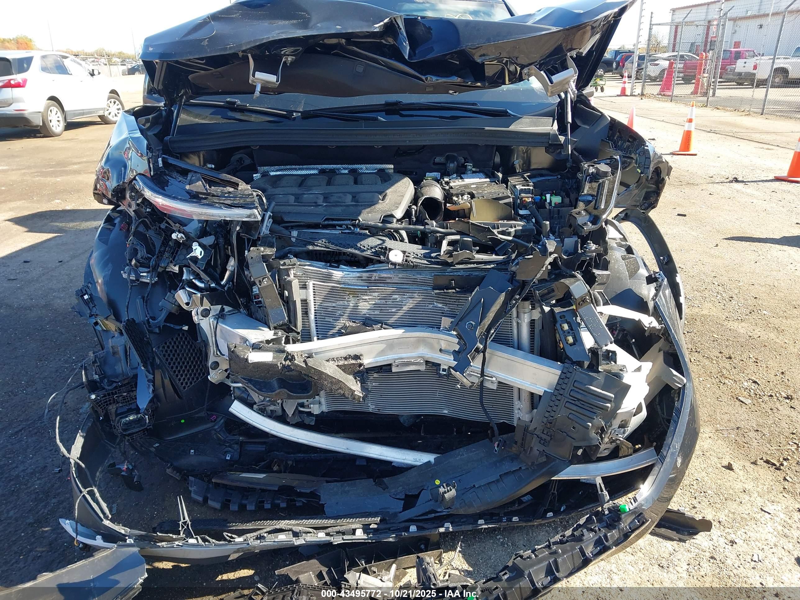VOLKSWAGEN TIGUAN image 6