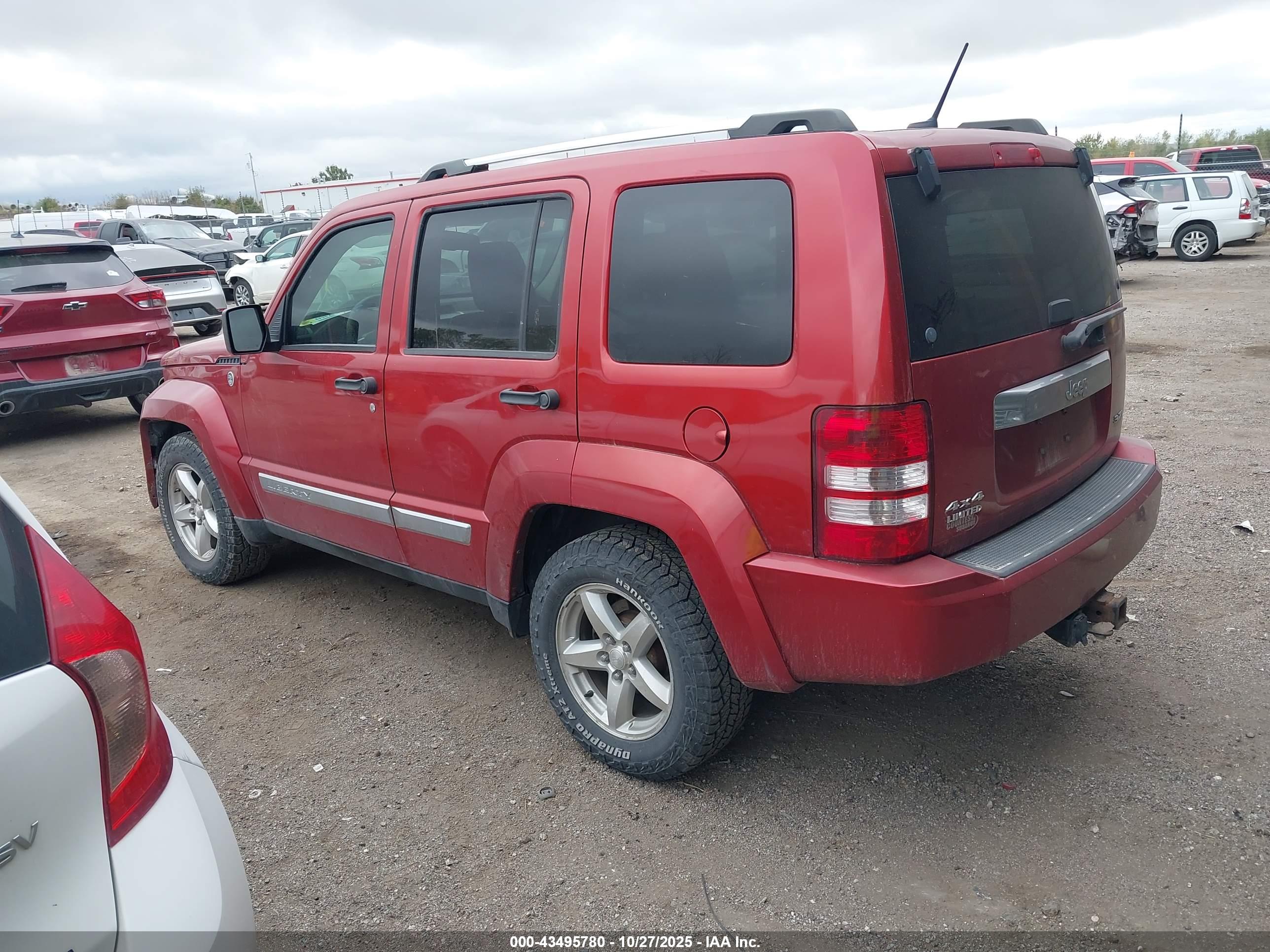 JEEP LIBERTY image 3