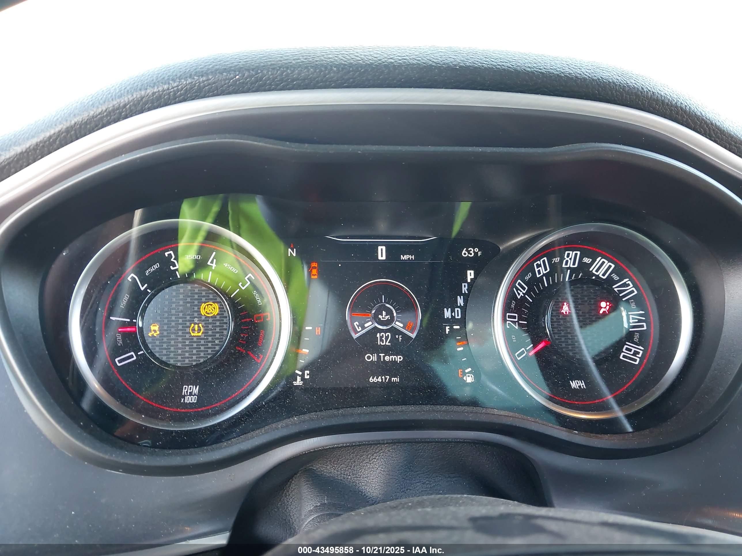 DODGE CHALLENGER image 7
