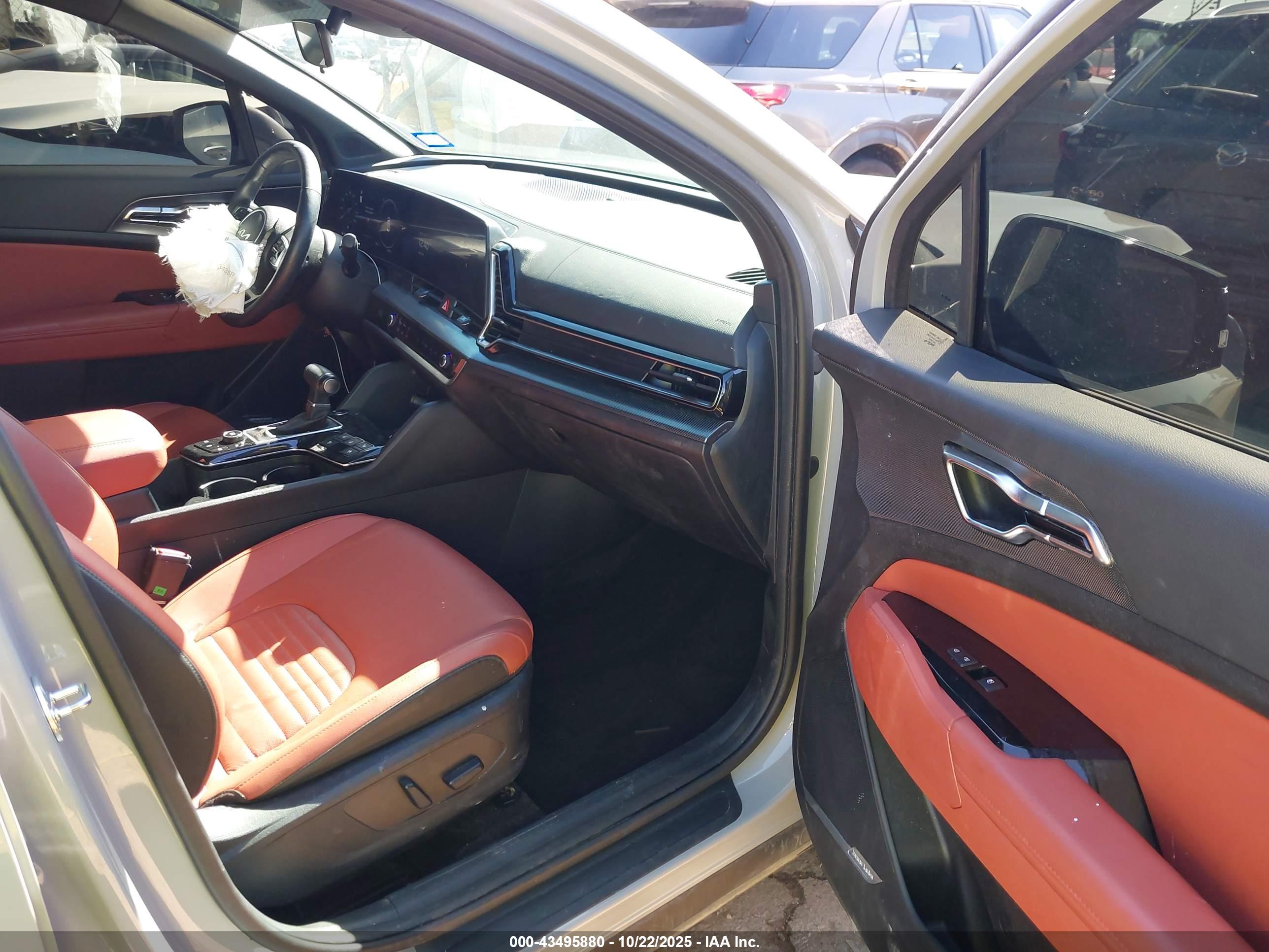 KIA SPORTAGE image 5